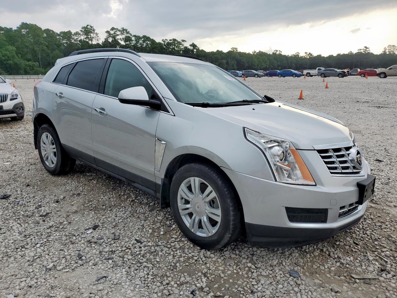 2015 Cadillac Srx Серебряный vin: 3GYFNAE36FS638429