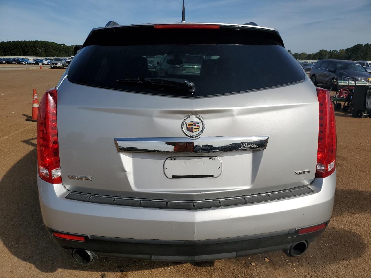 2014 Cadillac Srx Silver vin: 3GYFNAE37ES657537