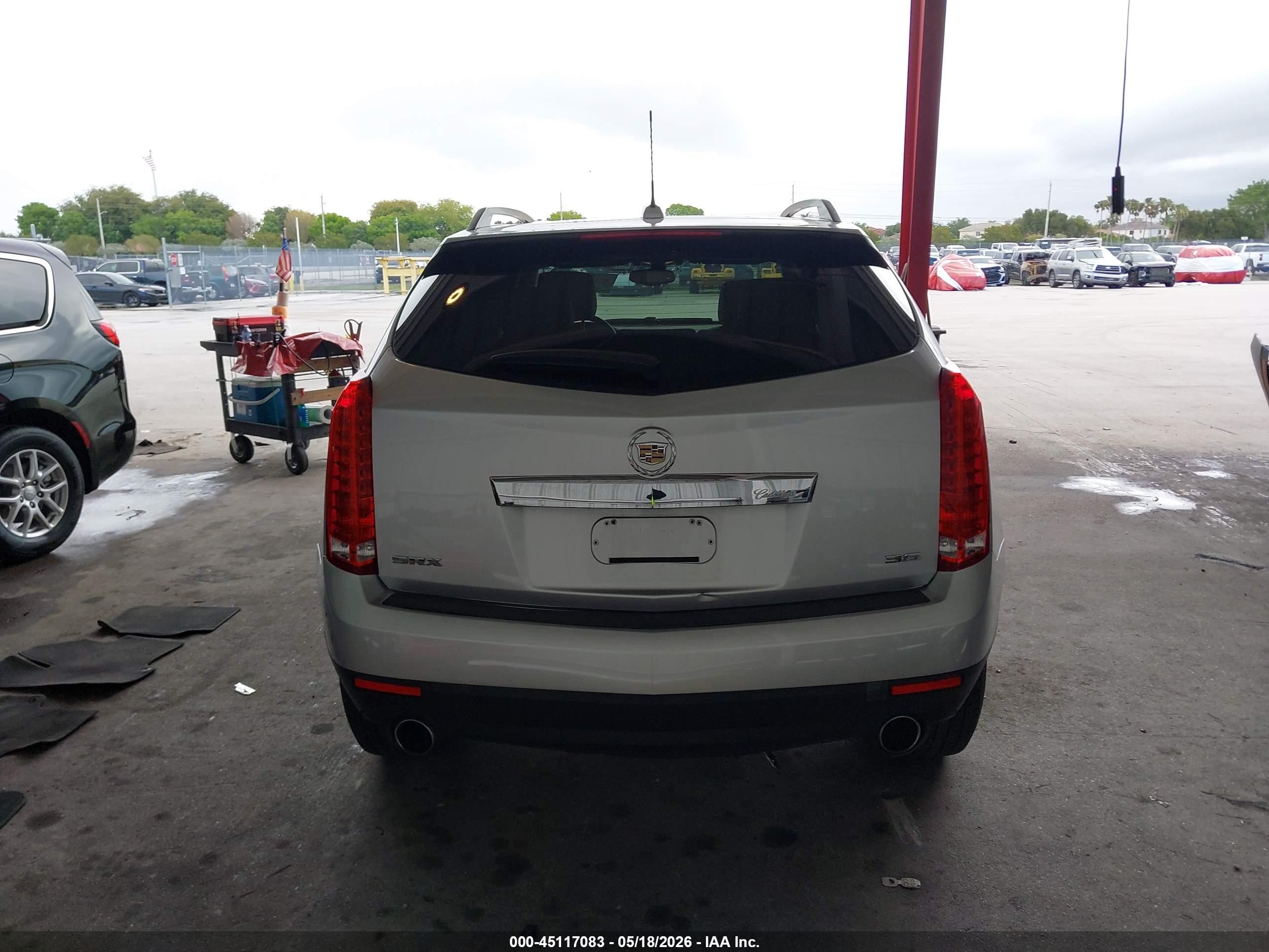 2015 Cadillac Srx Standard Silver vin: 3GYFNAE38FS567847