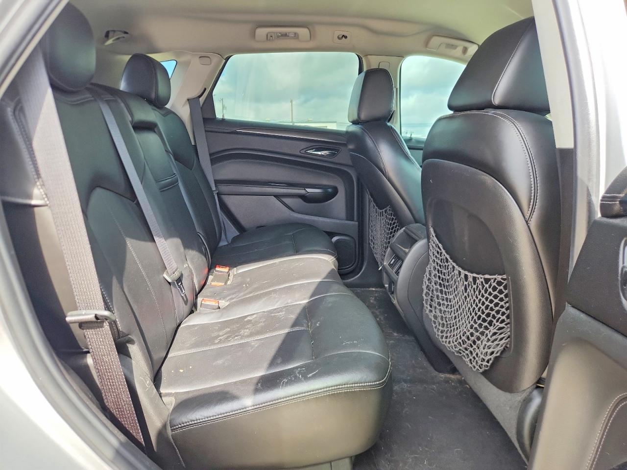 2013 Cadillac Srx Silver vin: 3GYFNAE39DS607477