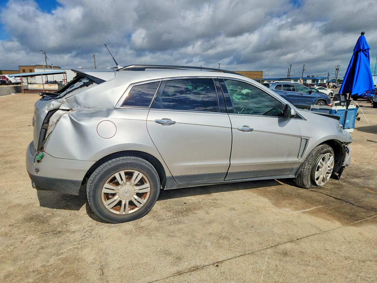 2013 Cadillac Srx Silver vin: 3GYFNAE39DS607477