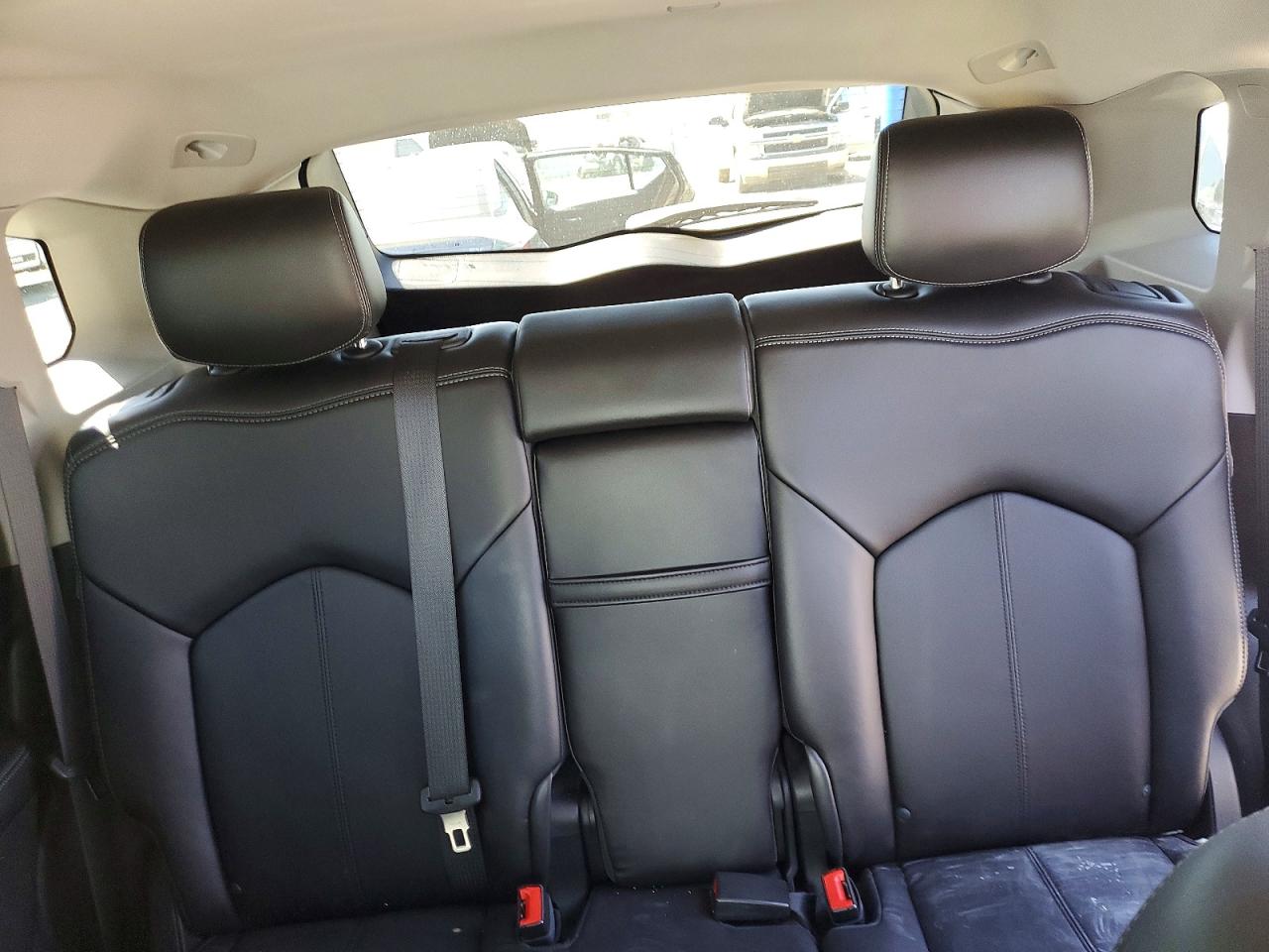 2013 Cadillac Srx Silver vin: 3GYFNAE39DS655352