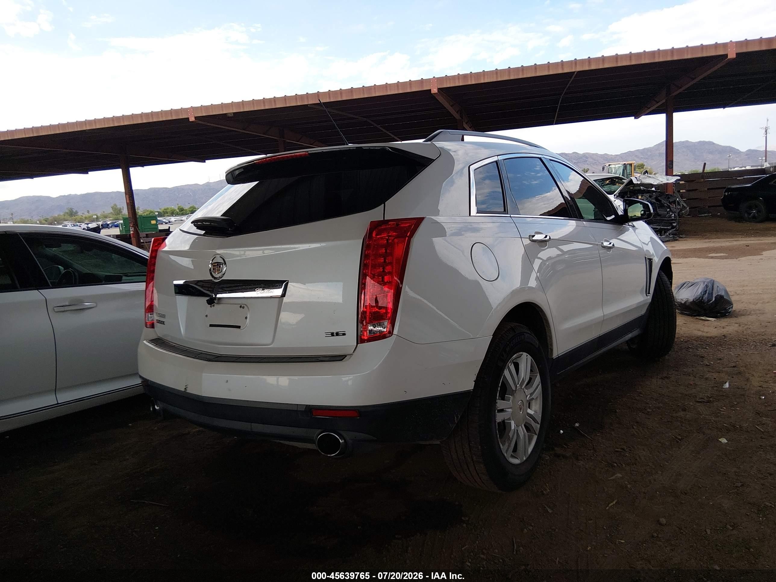 2015 Cadillac Srx Standard Белый vin: 3GYFNAE39FS637274