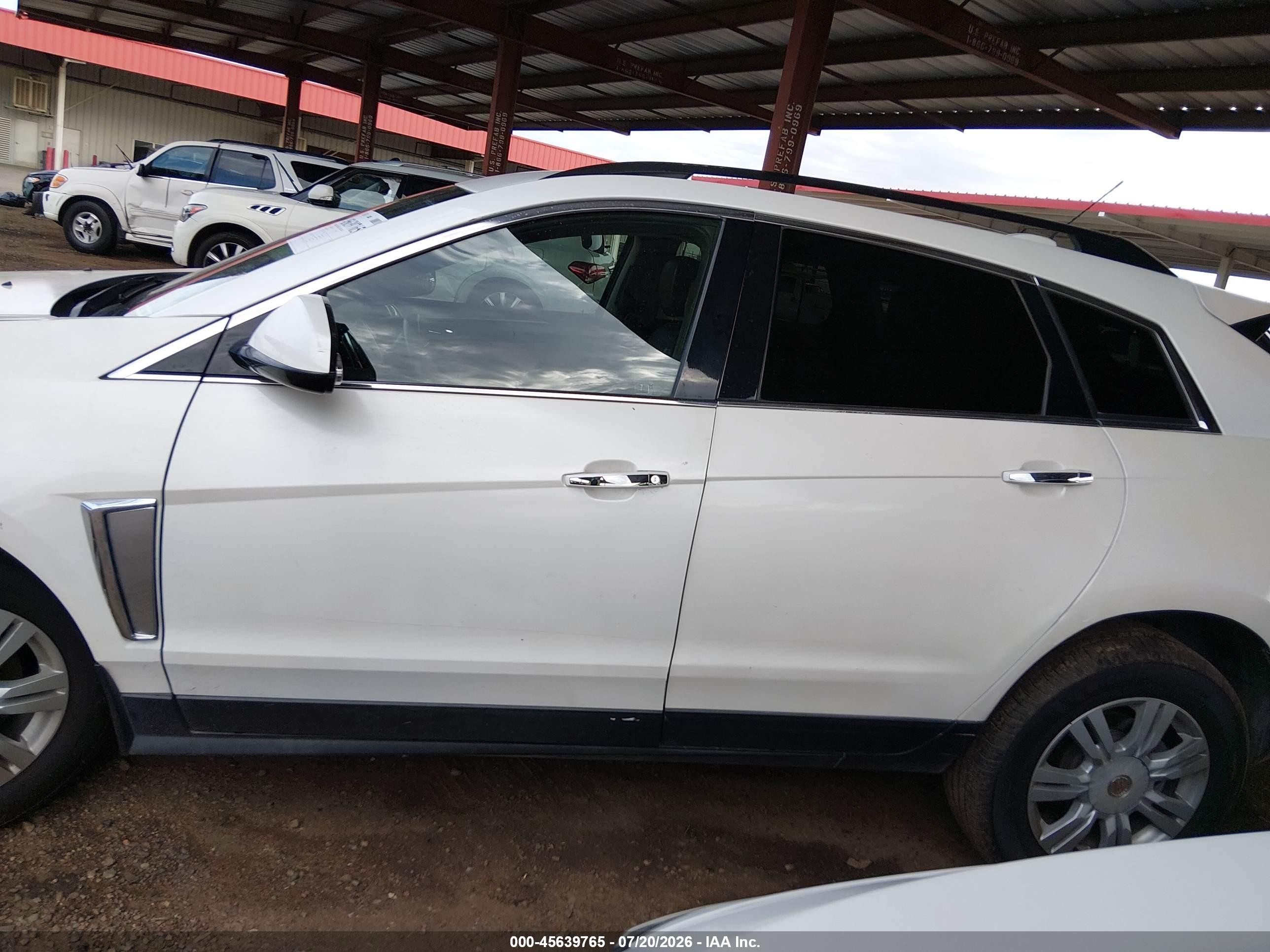 2015 Cadillac Srx Standard Белый vin: 3GYFNAE39FS637274