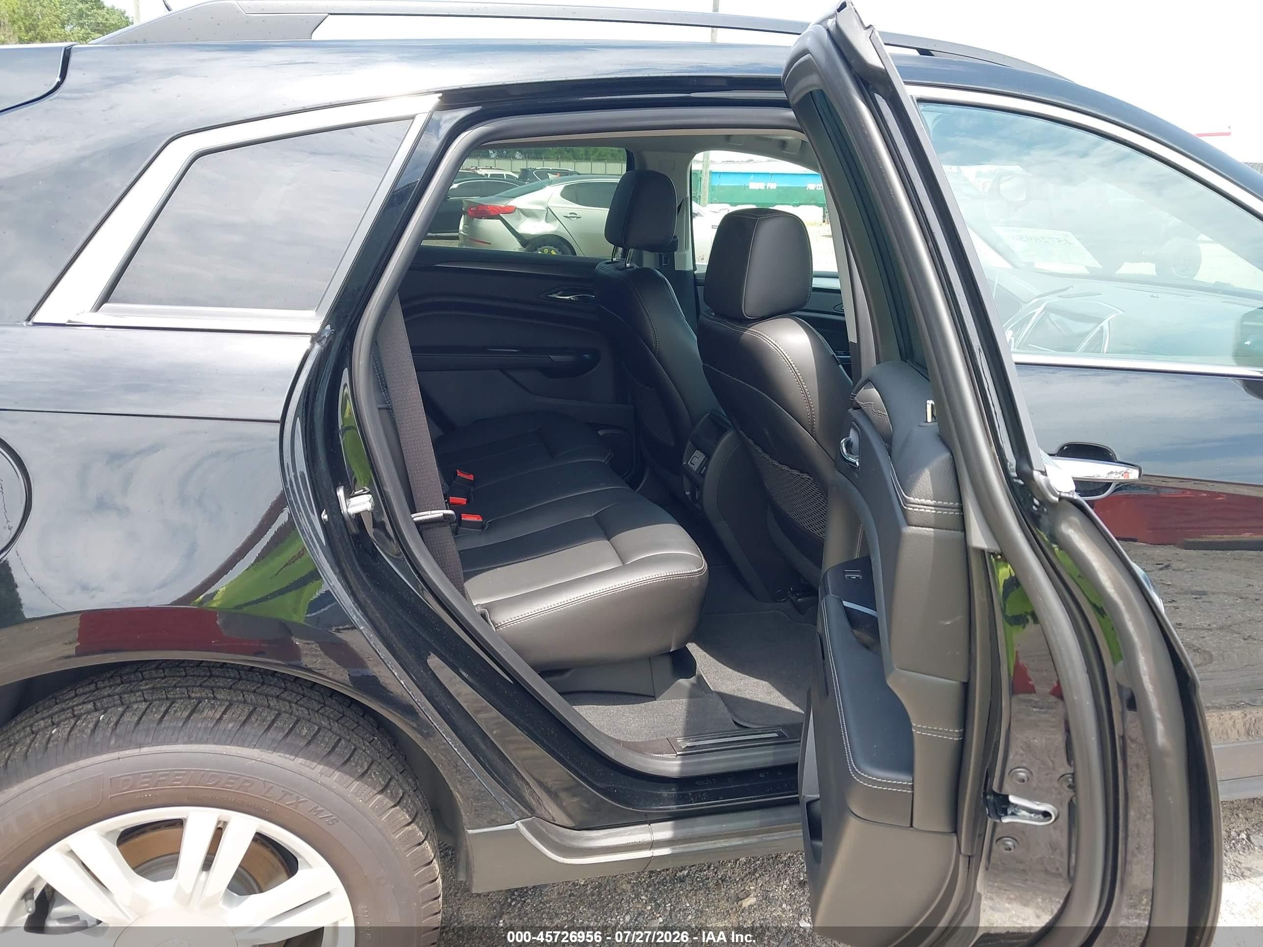 2015 Cadillac Srx Standard Черный vin: 3GYFNAE3XFS586917