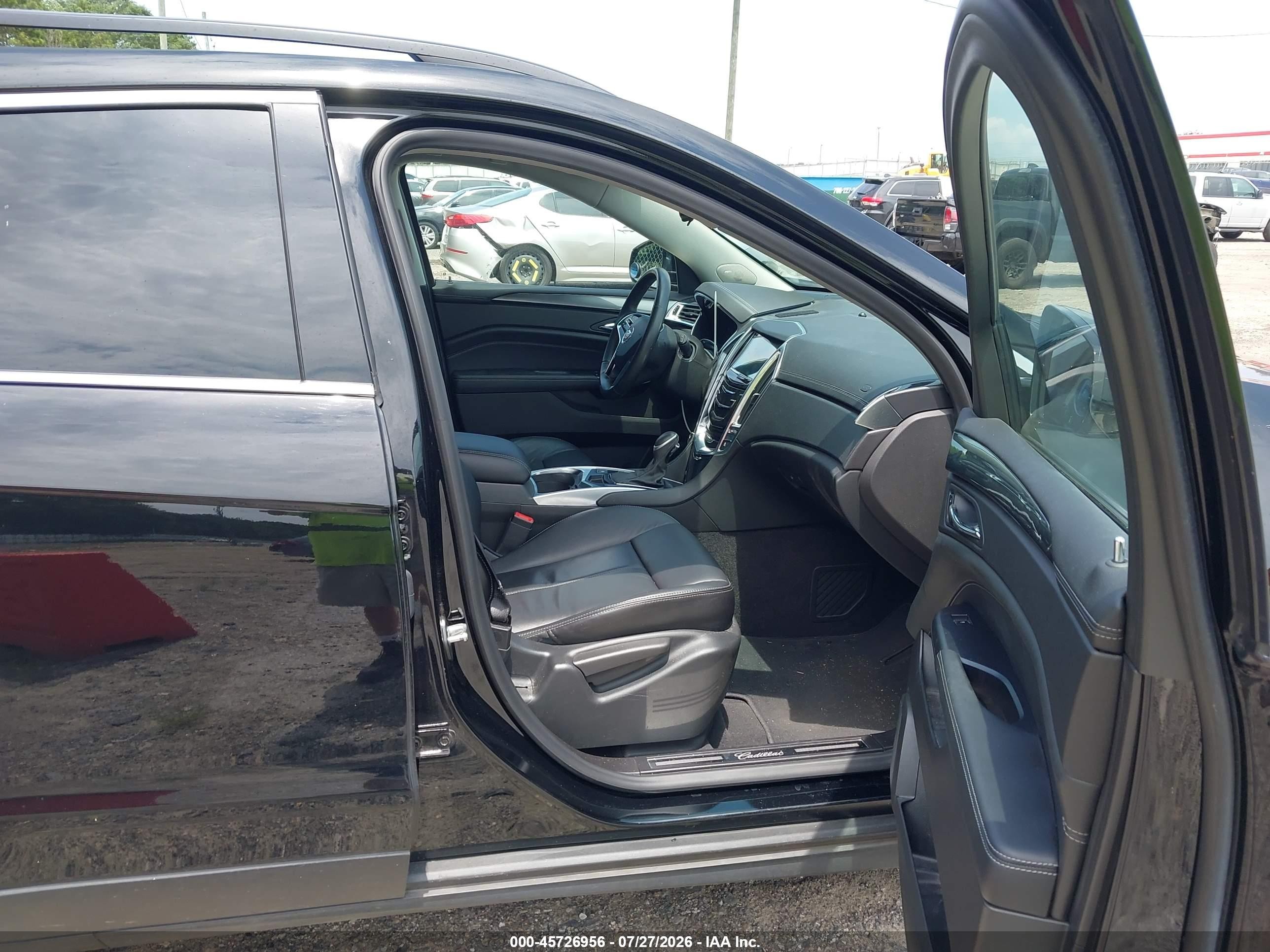 2015 Cadillac Srx Standard Черный vin: 3GYFNAE3XFS586917
