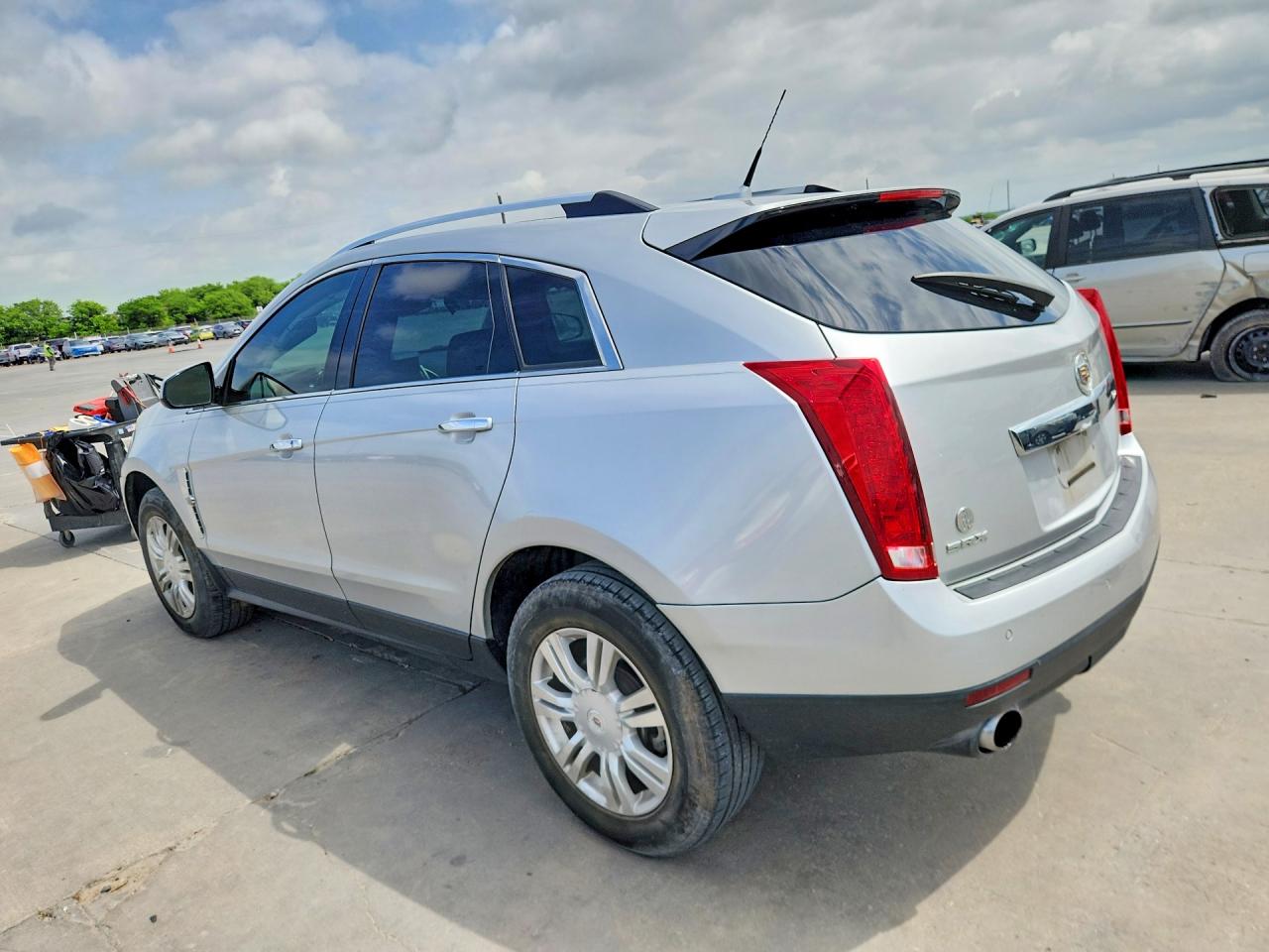 2010 Cadillac Srx Luxury Collection Silver vin: 3GYFNAEY1AS652047