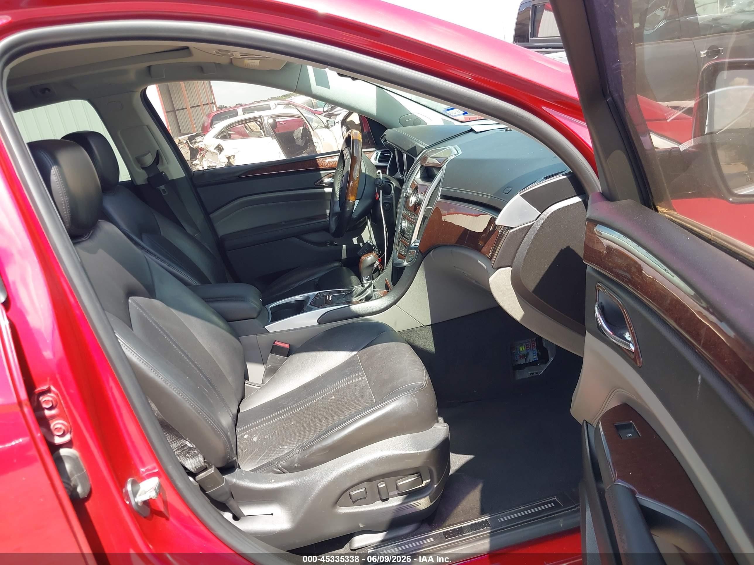 2011 Cadillac Srx Luxury Collection Red vin: 3GYFNAEY1BS529107