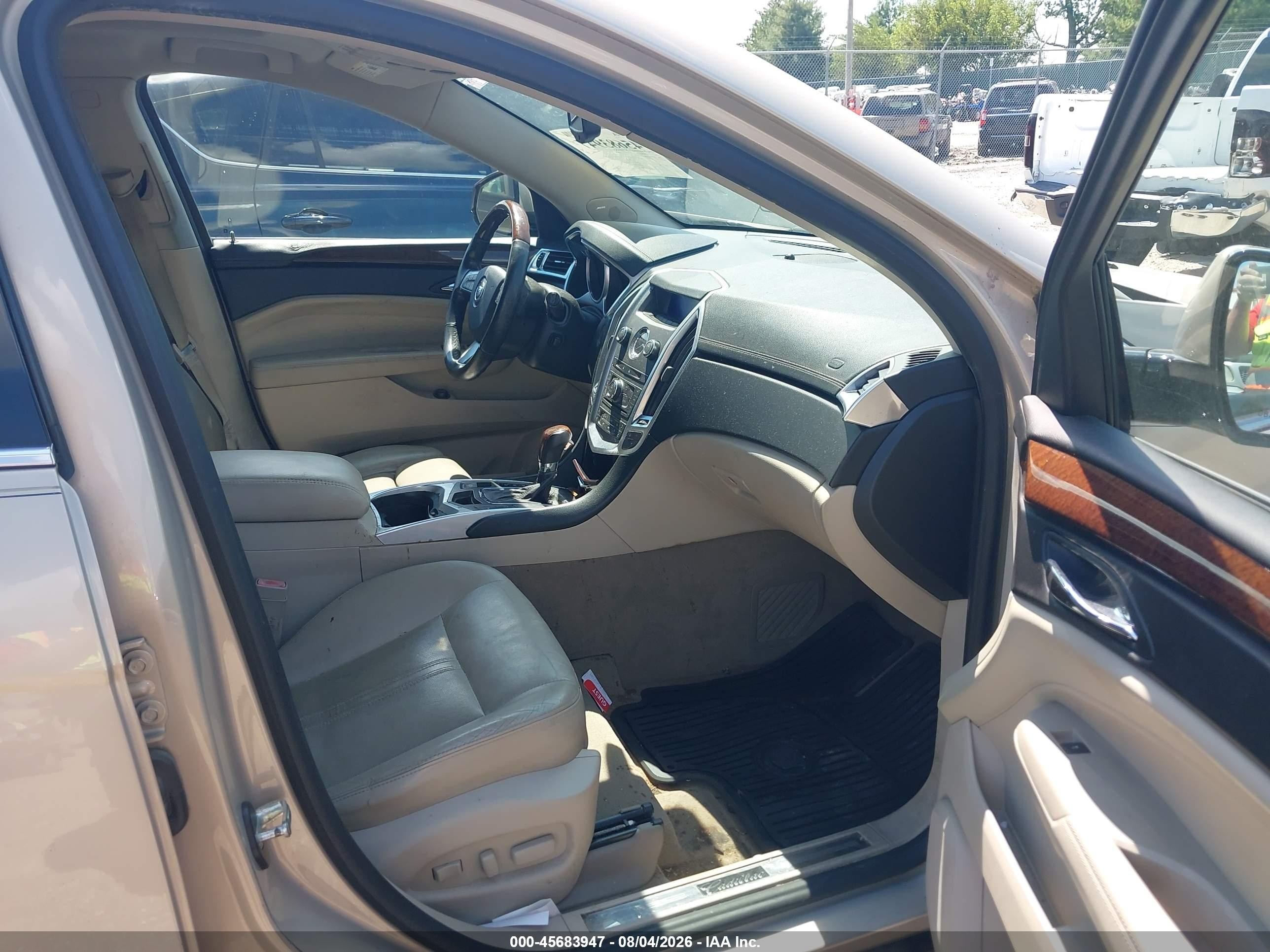 2011 Cadillac Srx Luxury Collection Cream vin: 3GYFNAEY1BS547199