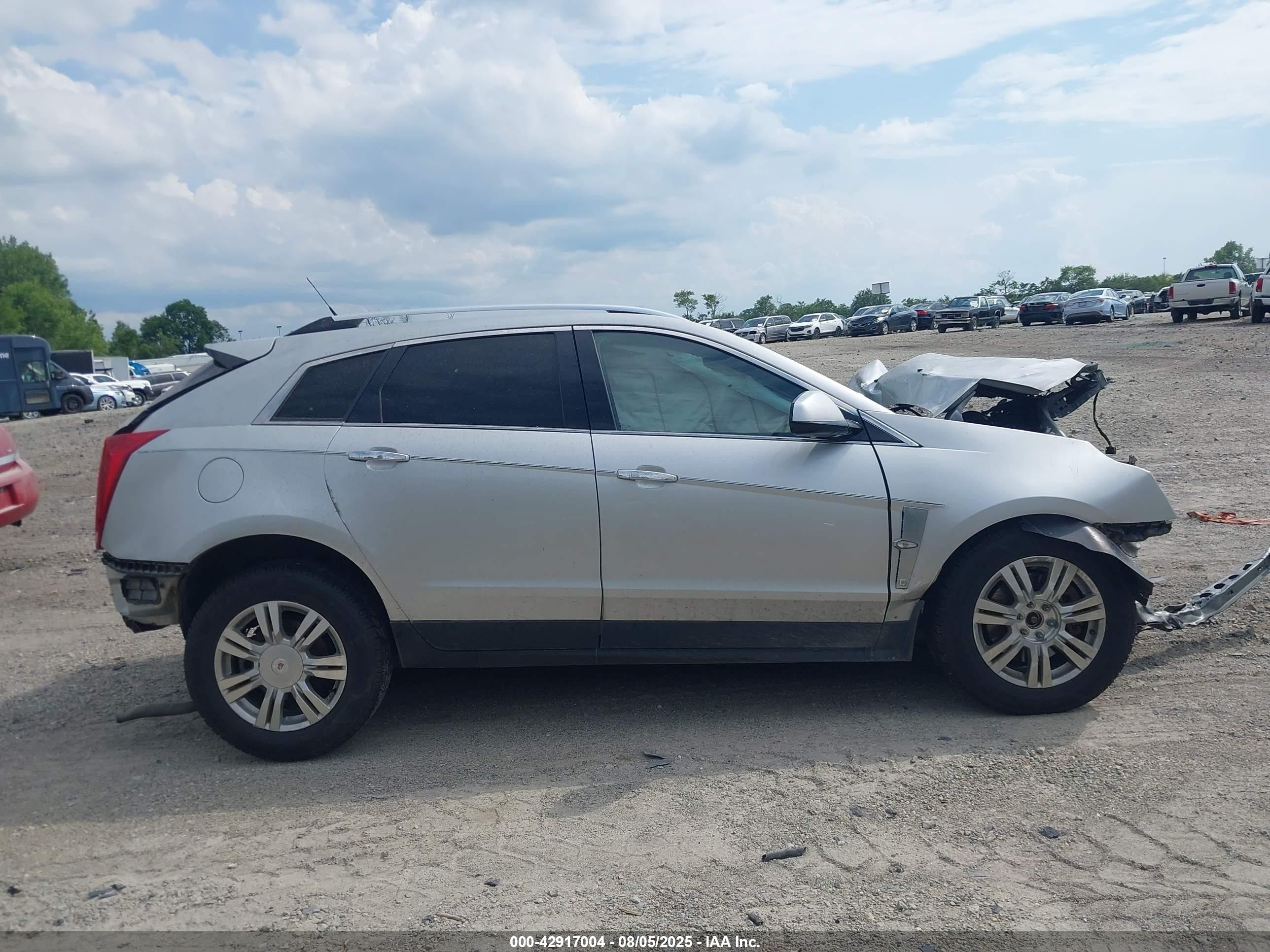 2011 Cadillac Srx Luxury Collection Silver vin: 3GYFNAEY1BS647805