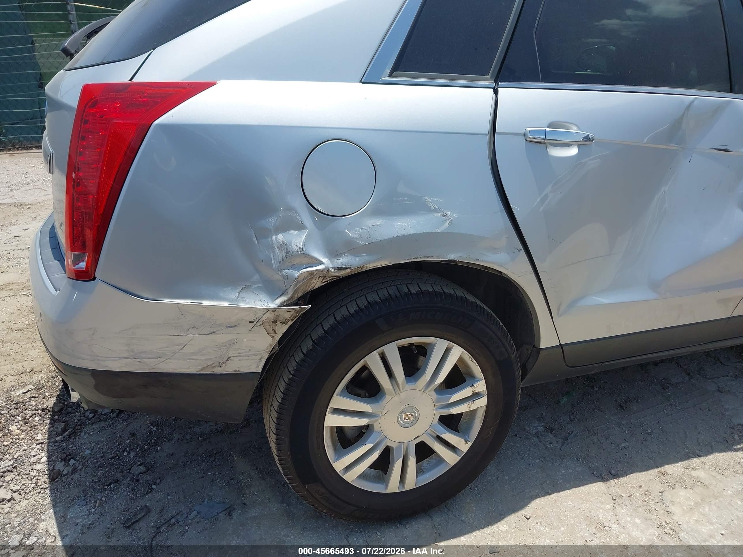 2010 Cadillac Srx Luxury Collection Silver vin: 3GYFNAEY2AS543919