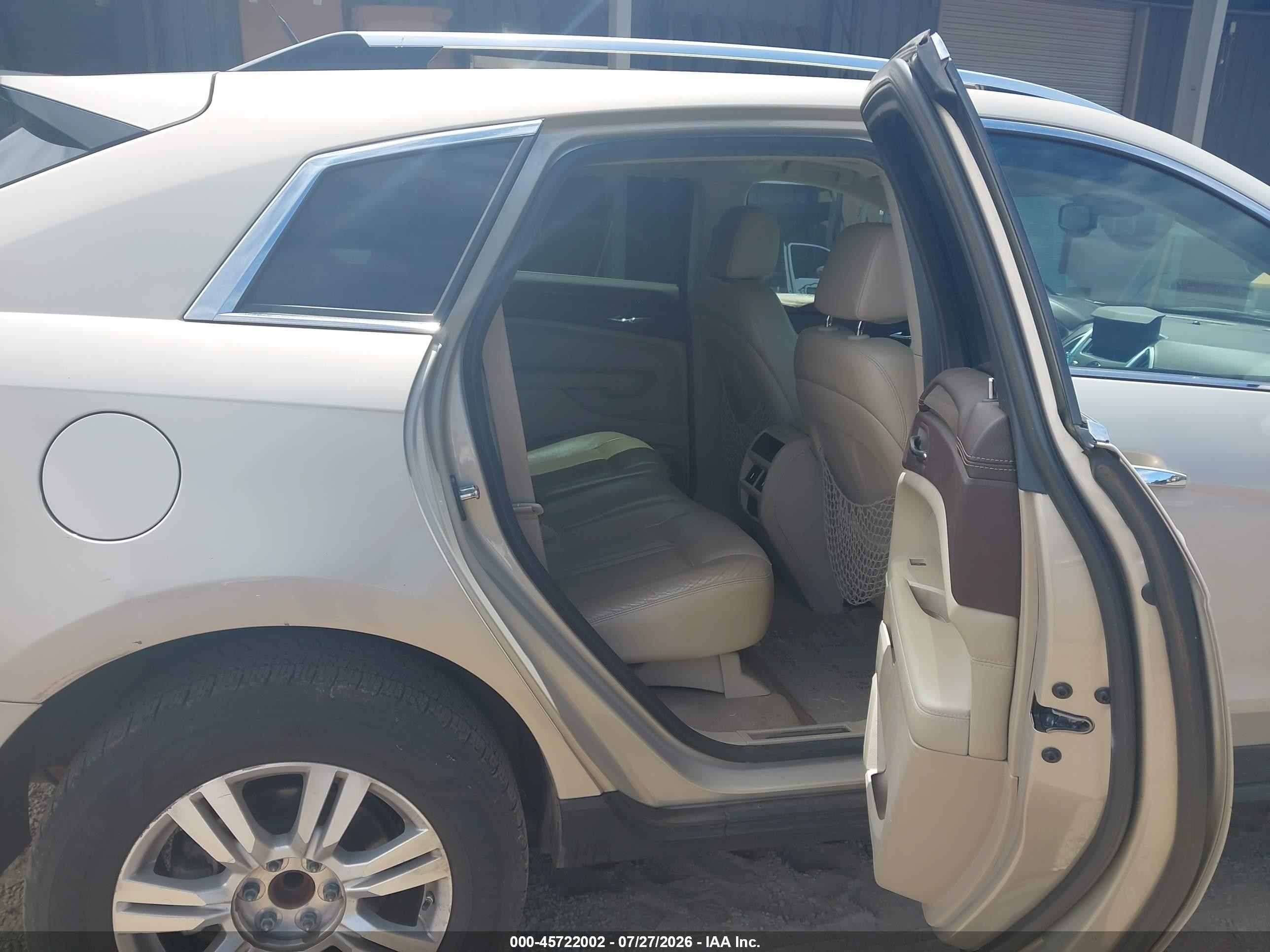 2010 Cadillac Srx Luxury Collection Silver vin: 3GYFNAEY2AS606873