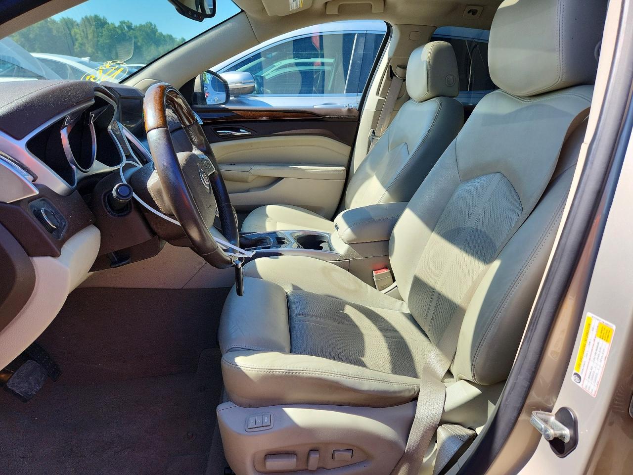 2011 Cadillac Srx Luxury Collection Gold vin: 3GYFNAEY2BS552931