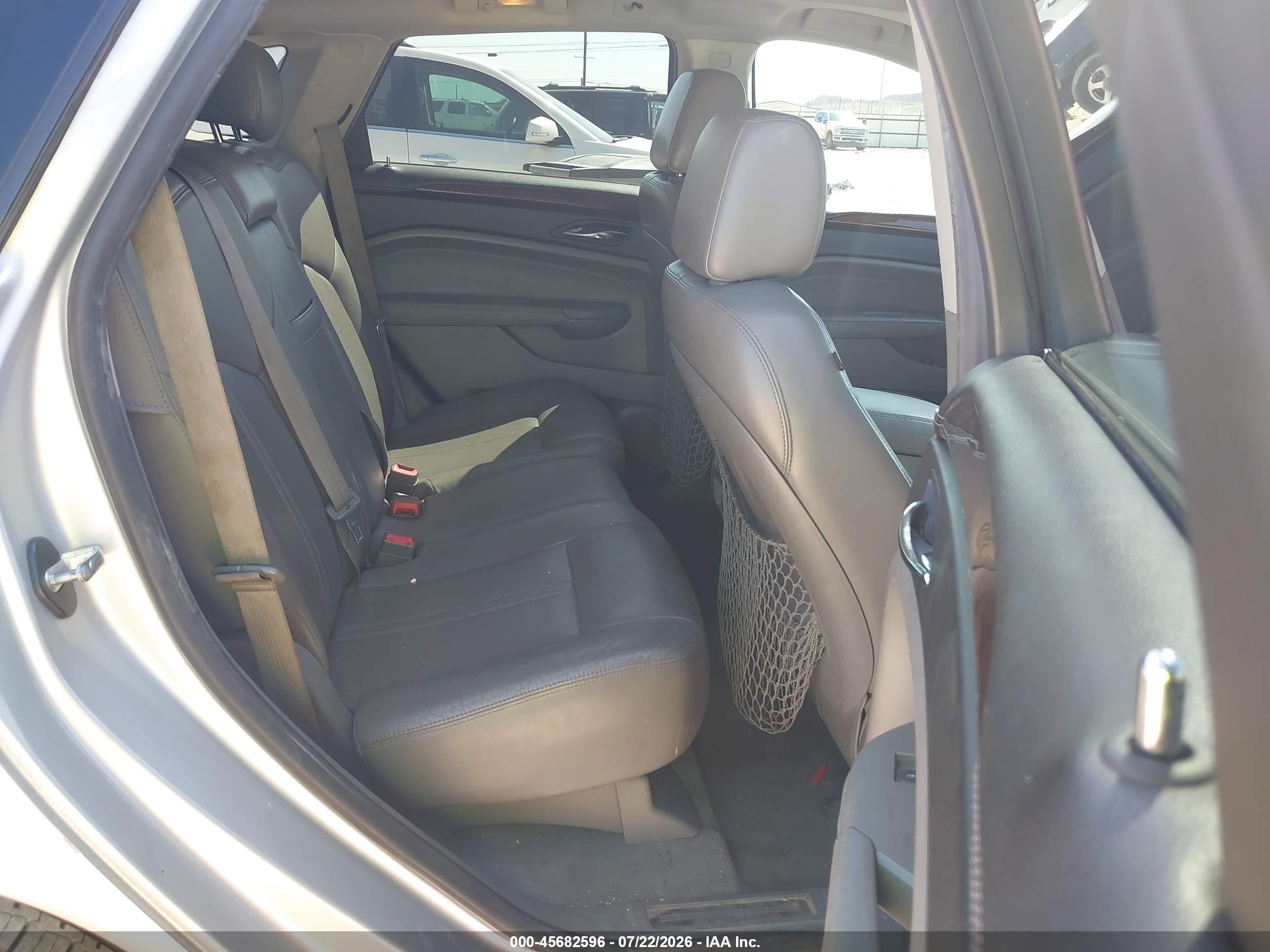 2011 Cadillac Srx Luxury Collection Silver vin: 3GYFNAEY3BS676643