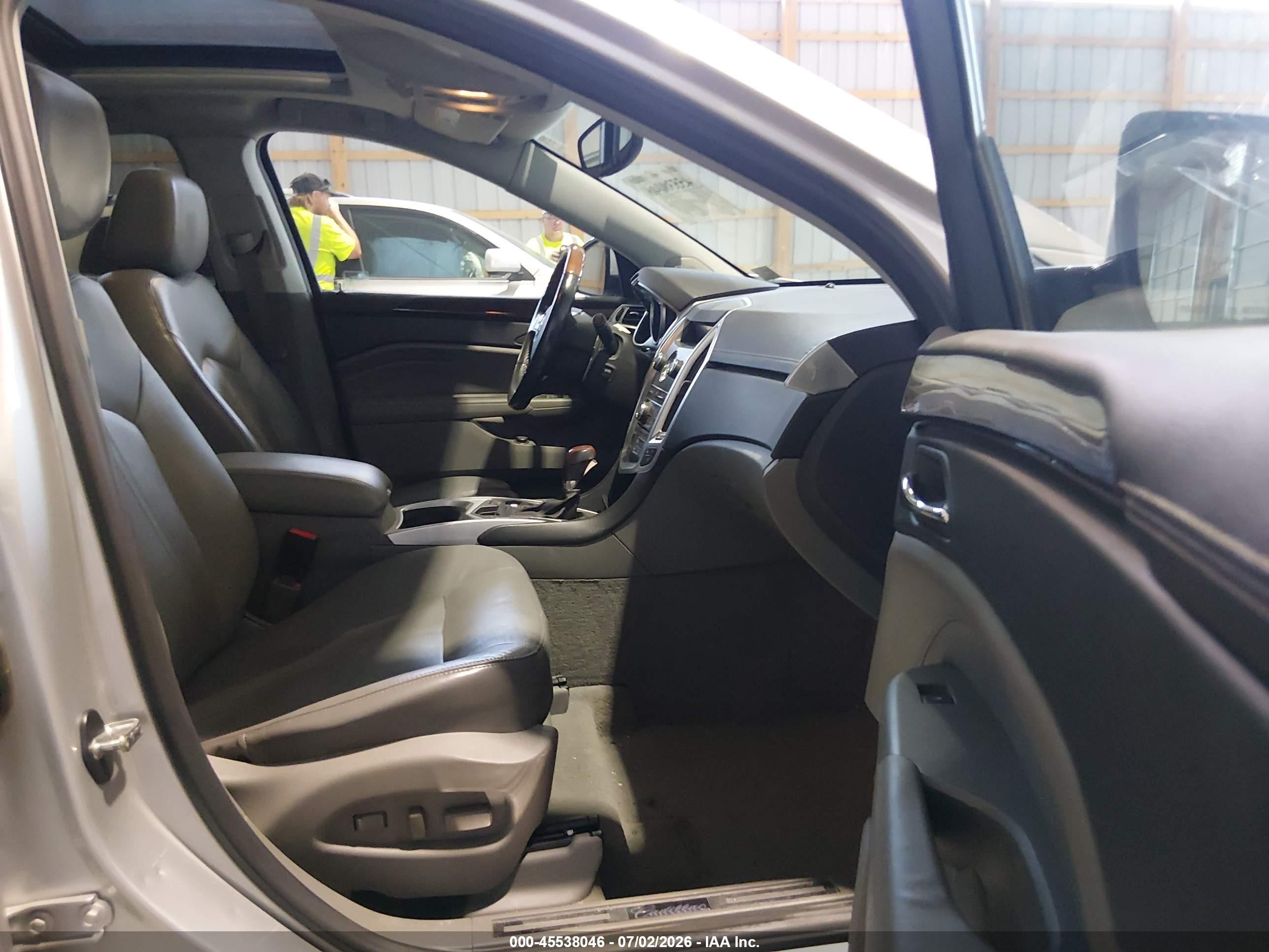 2010 Cadillac Srx Luxury Collection Silver vin: 3GYFNAEY4AS533330