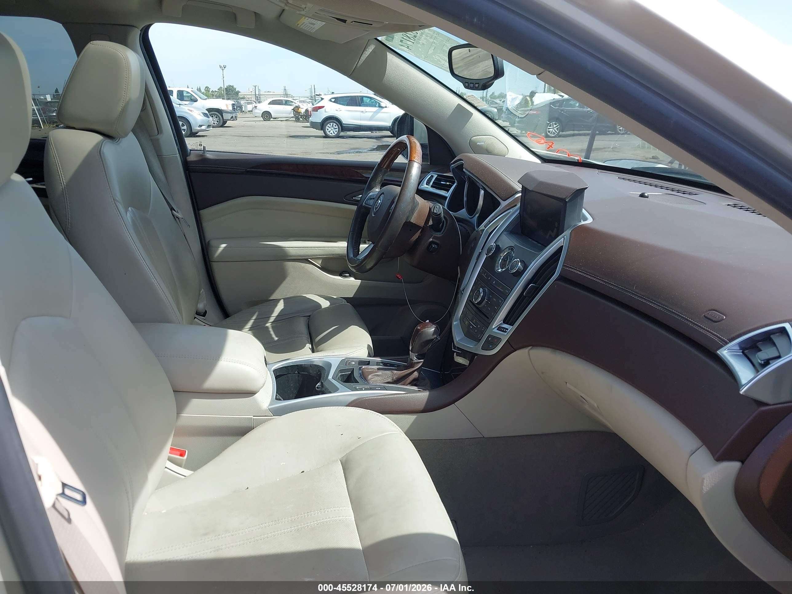 2010 Cadillac Srx Luxury Collection vin: 3GYFNAEY4AS597187