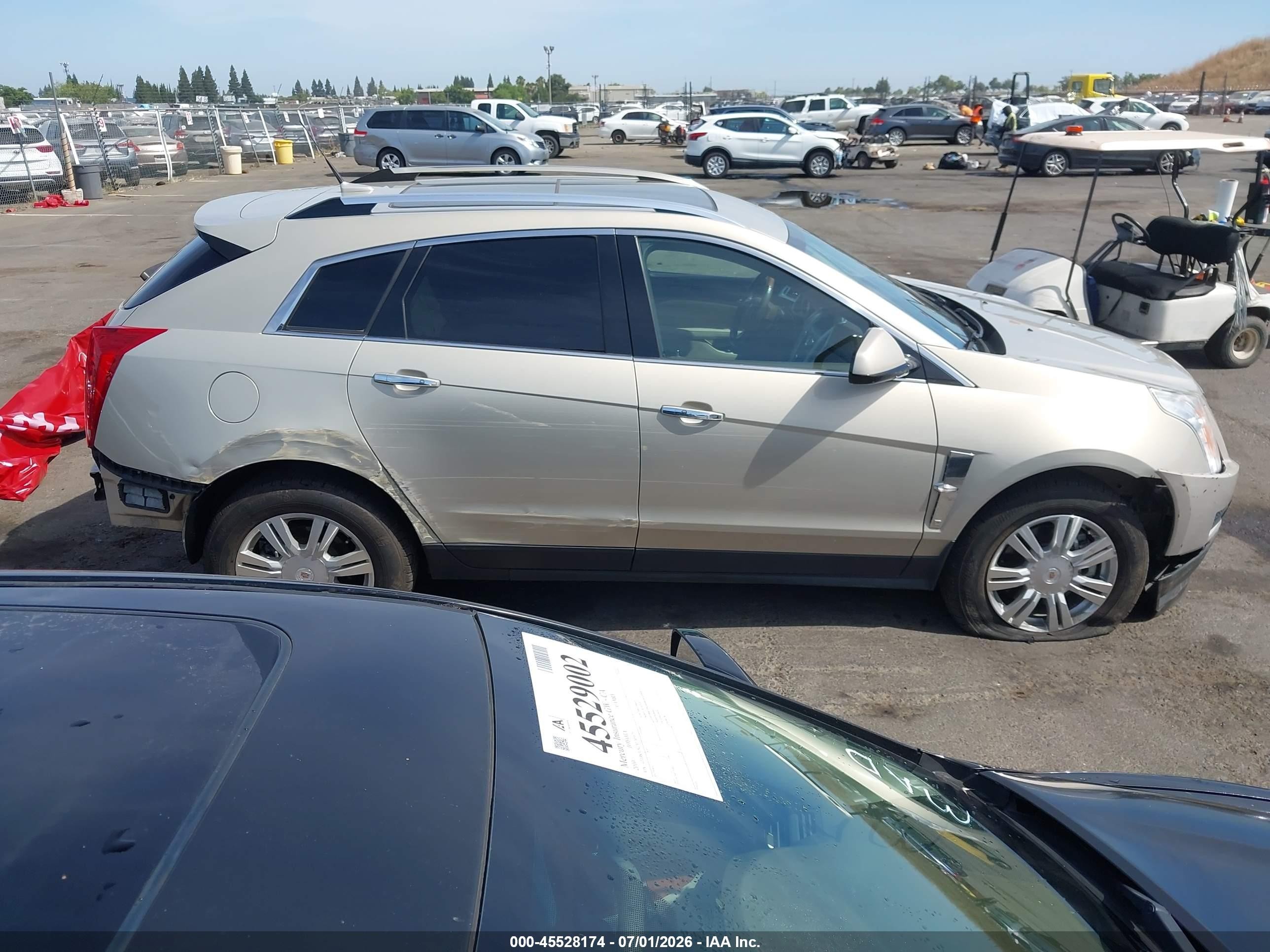 2010 Cadillac Srx Luxury Collection vin: 3GYFNAEY4AS597187