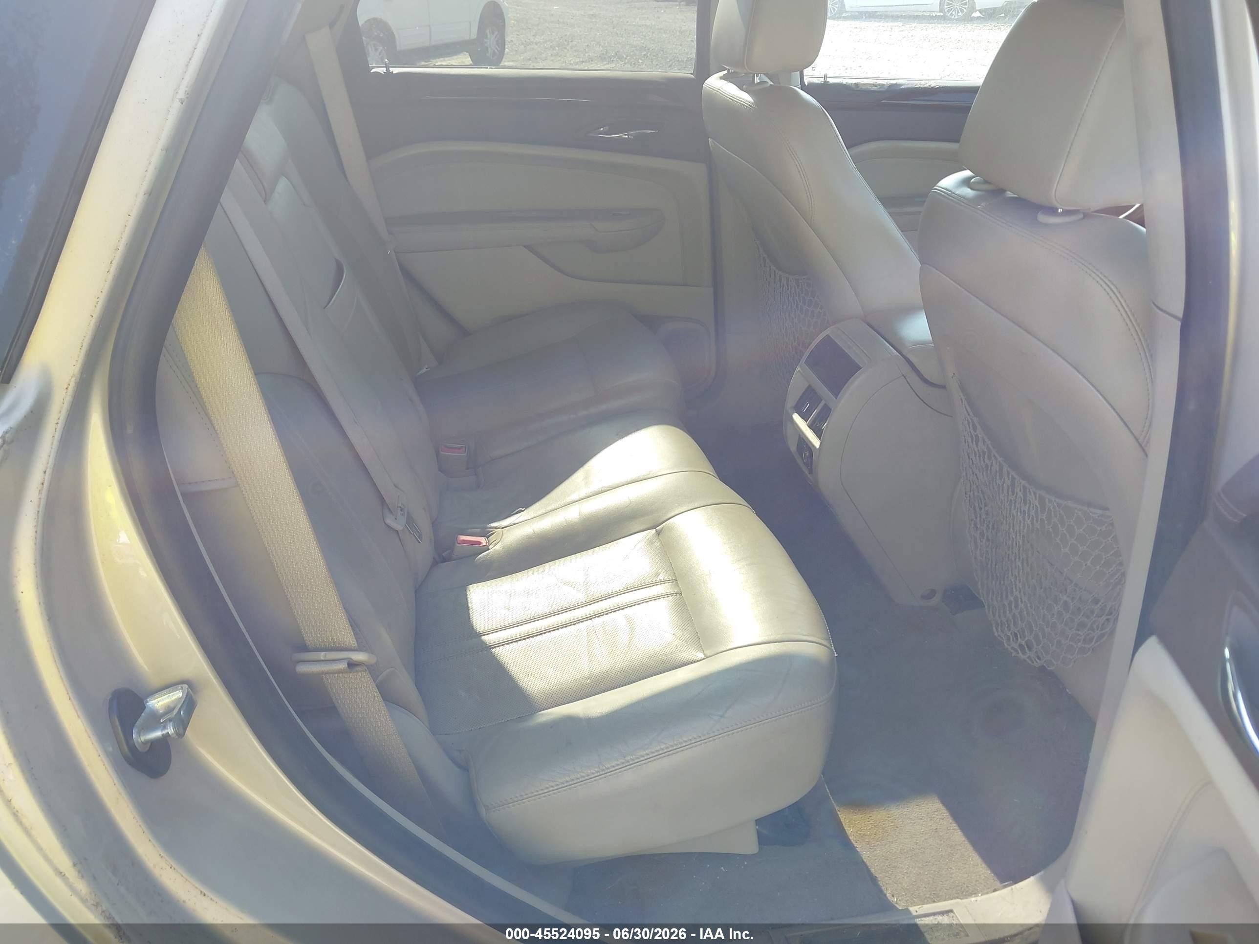 2011 Cadillac Srx Luxury Collection Champagne vin: 3GYFNAEY4BS530610