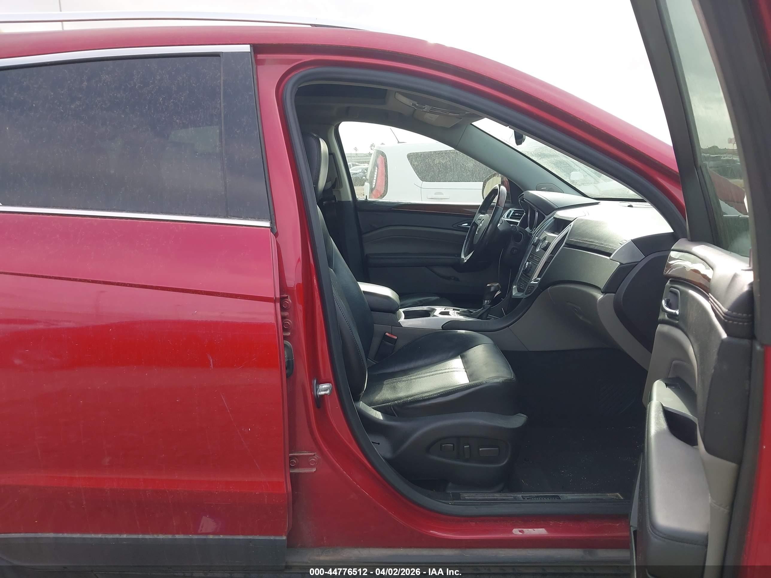 2011 Cadillac Srx Luxury Collection Red vin: 3GYFNAEY4BS571772