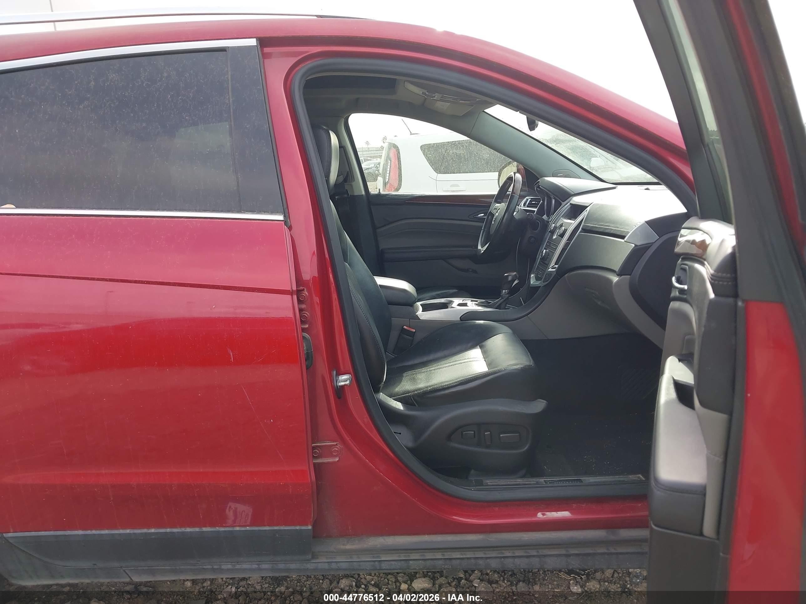 2011 Cadillac Srx Luxury Collection Red vin: 3GYFNAEY4BS571772