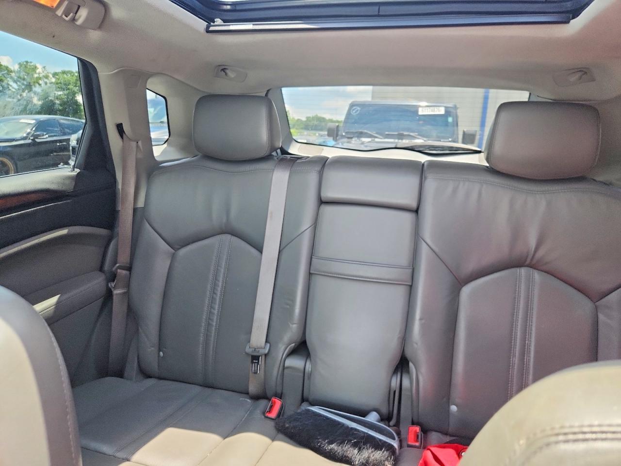 2010 Cadillac Srx Luxury Collection Silver vin: 3GYFNAEY6AS568399