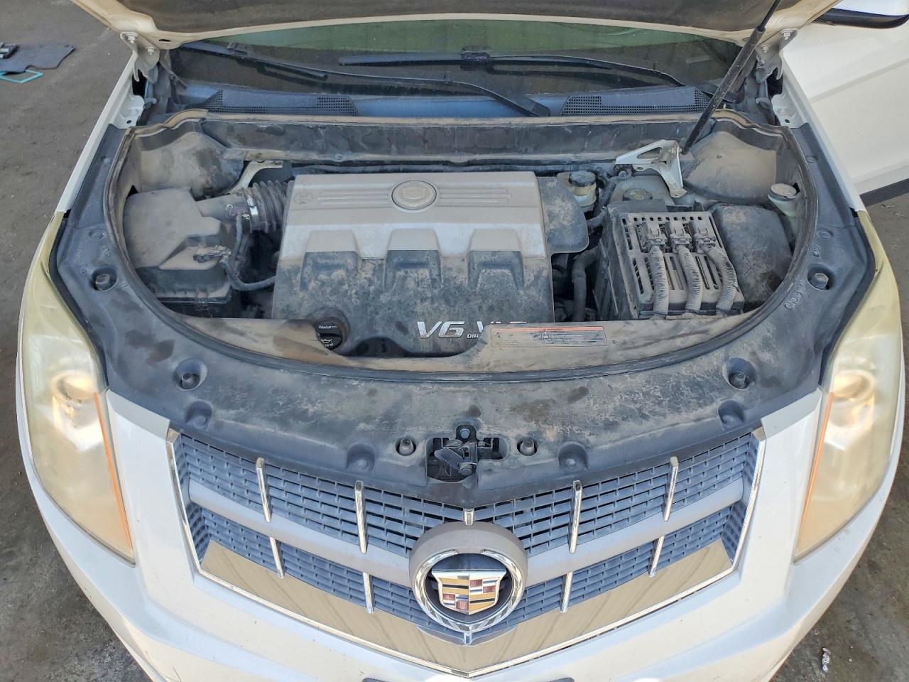 2010 Cadillac Srx Luxury Collection White vin: 3GYFNAEYXAS561651