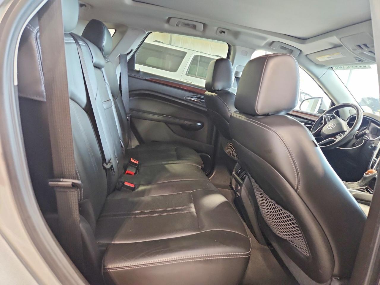 2014 Cadillac Srx Luxury Collection Silver vin: 3GYFNBE30ES525371