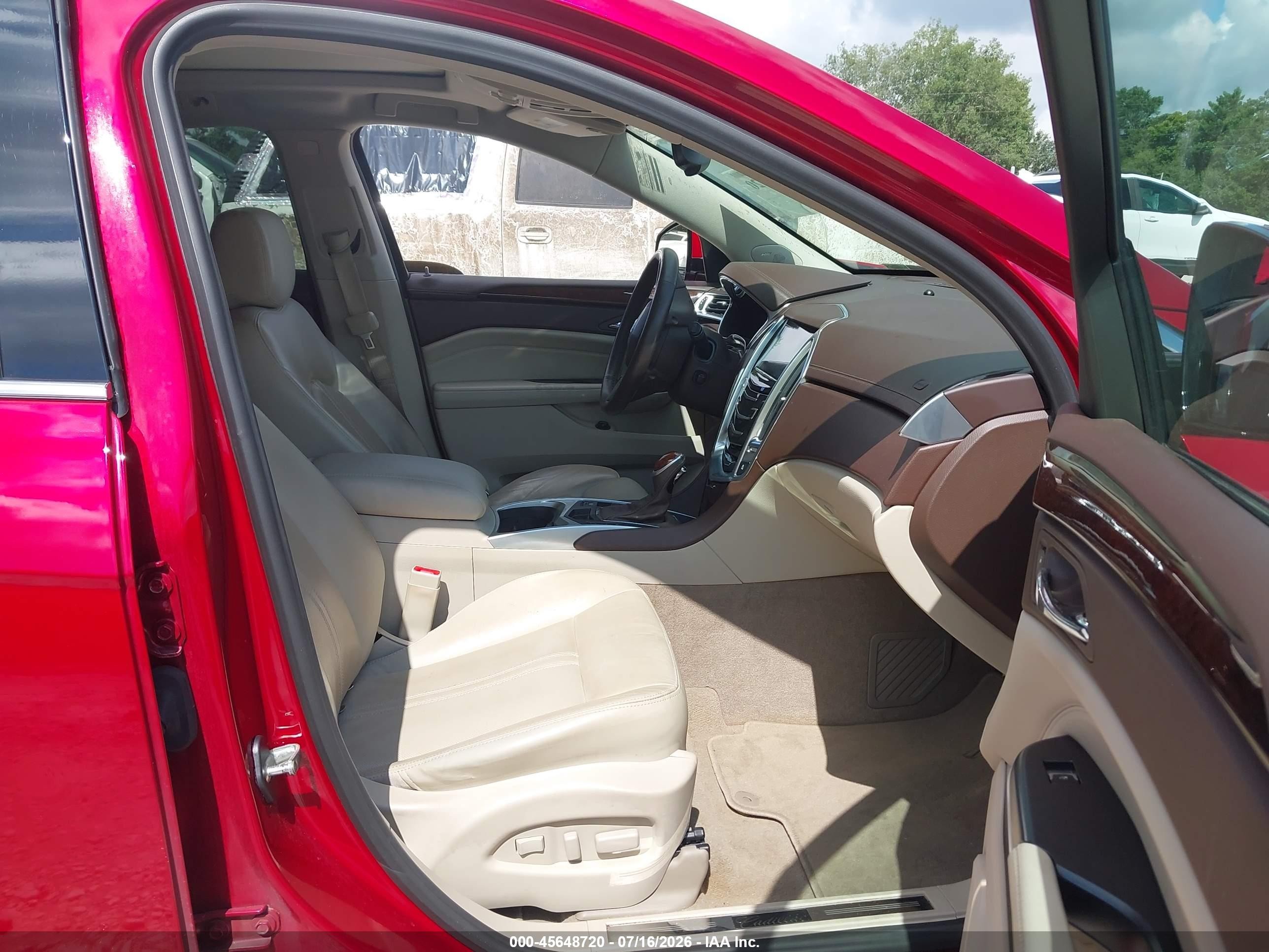 2015 Cadillac Srx Luxury Collection Red vin: 3GYFNBE30FS521161