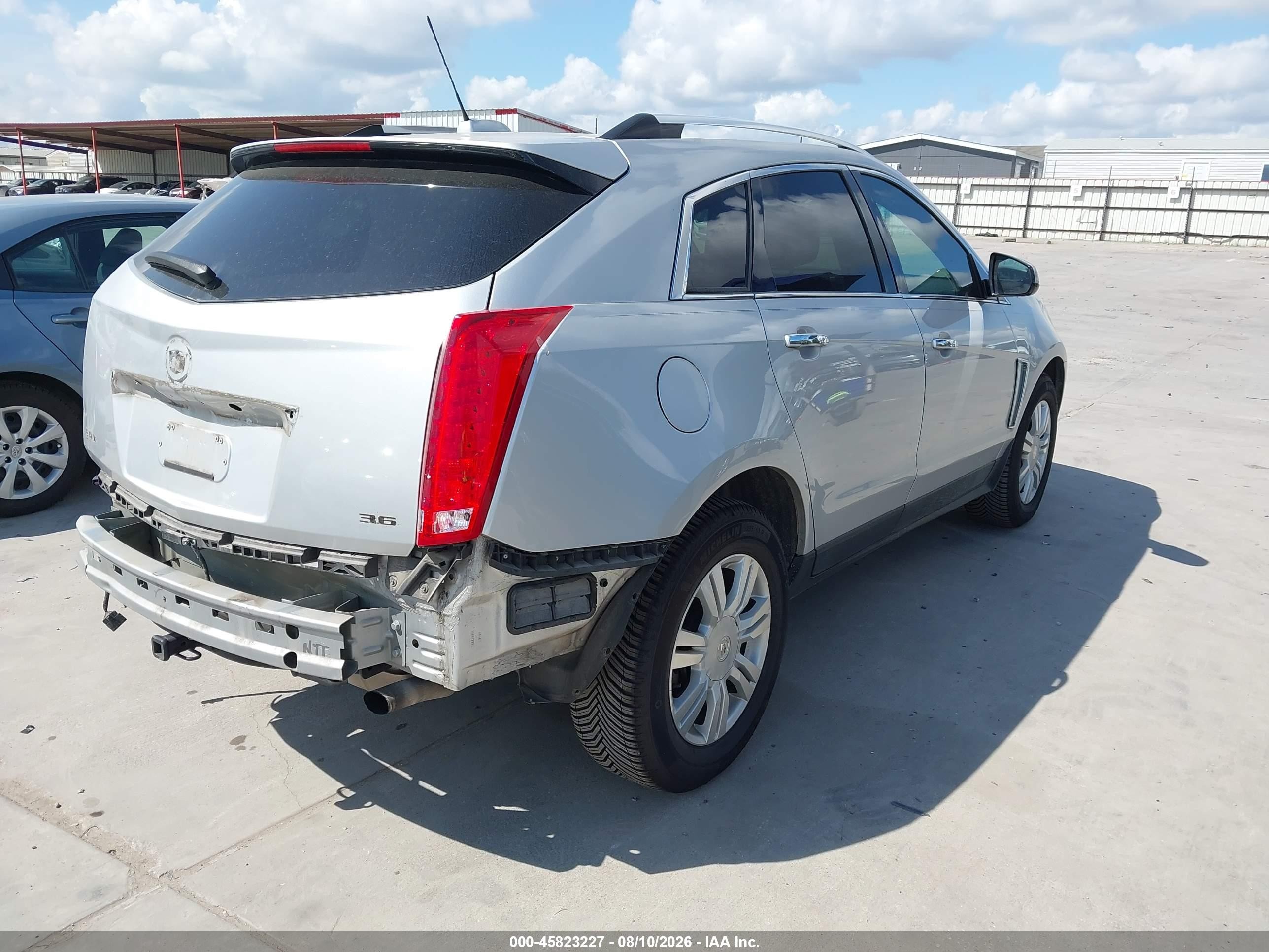 2015 Cadillac Srx Luxury Collection Silver vin: 3GYFNBE30FS587077