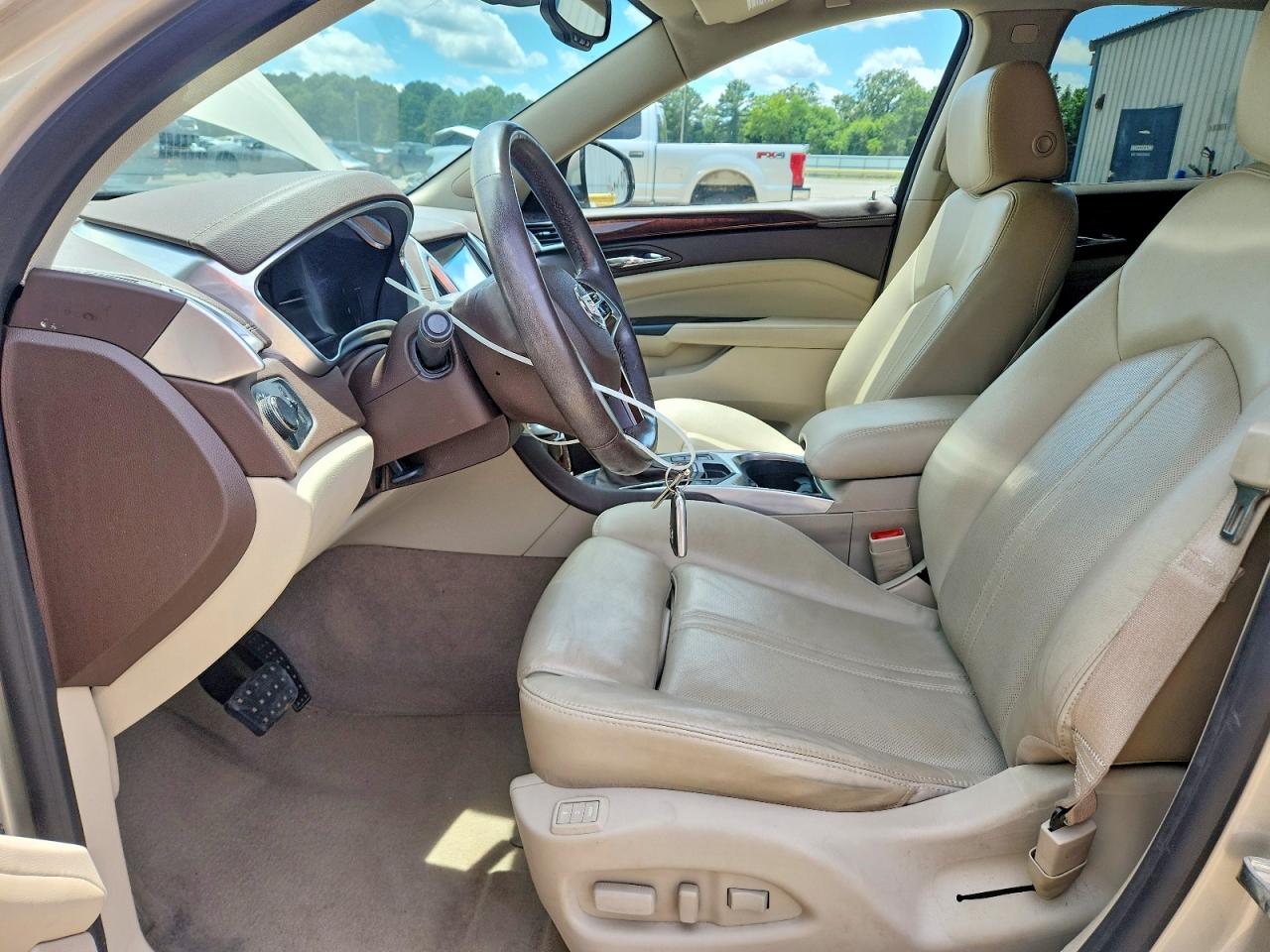 2015 Cadillac Srx Luxury Collection Золотой vin: 3GYFNBE30FS628081