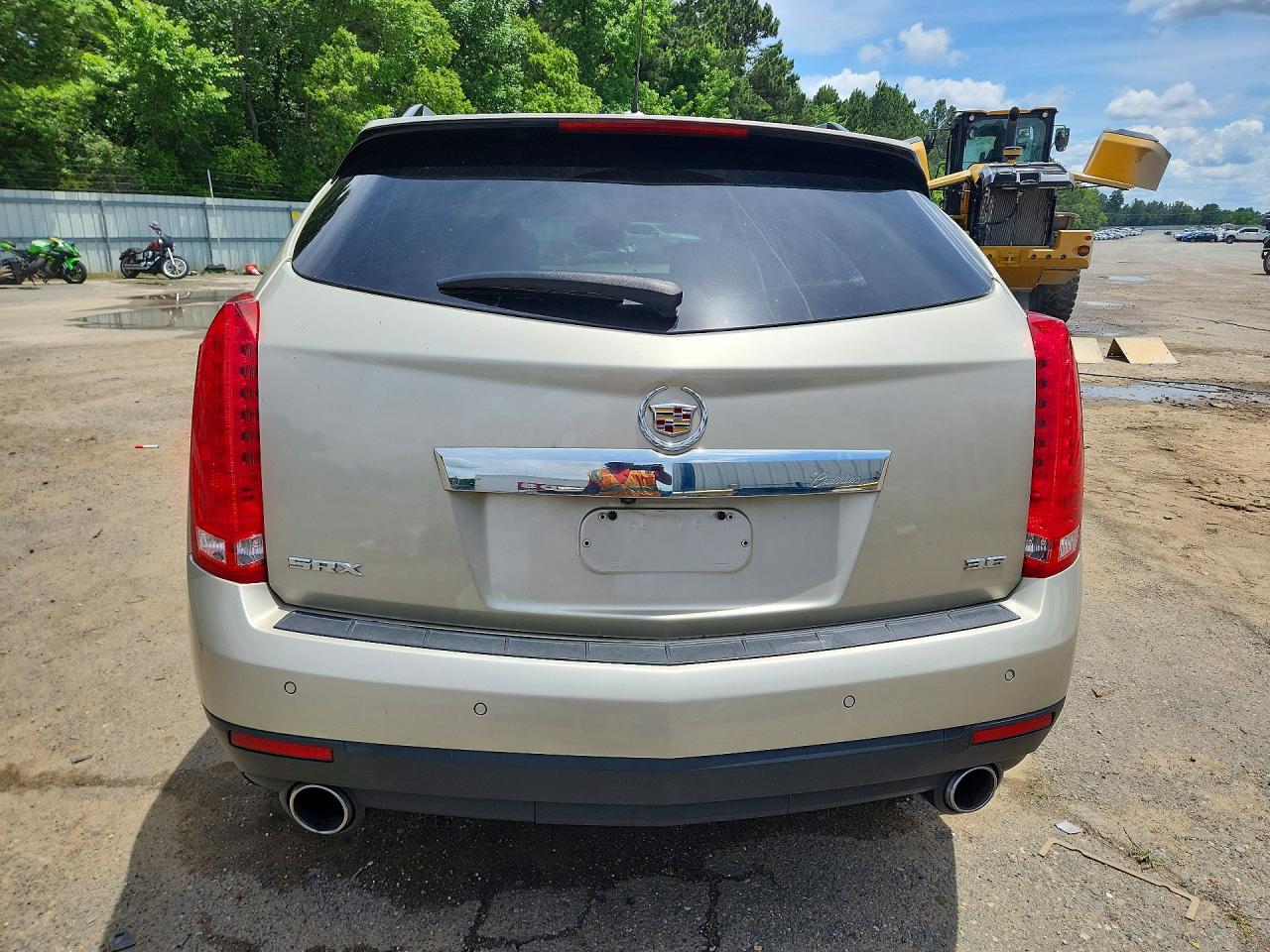 2015 Cadillac Srx Luxury Collection Золотой vin: 3GYFNBE30FS628081