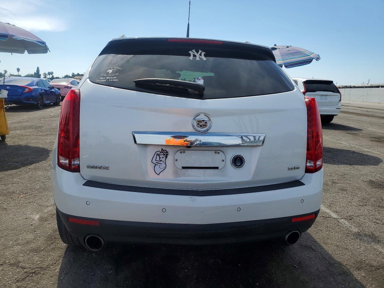 2014 Cadillac Srx Luxury Collection White vin: 3GYFNBE31ES635653