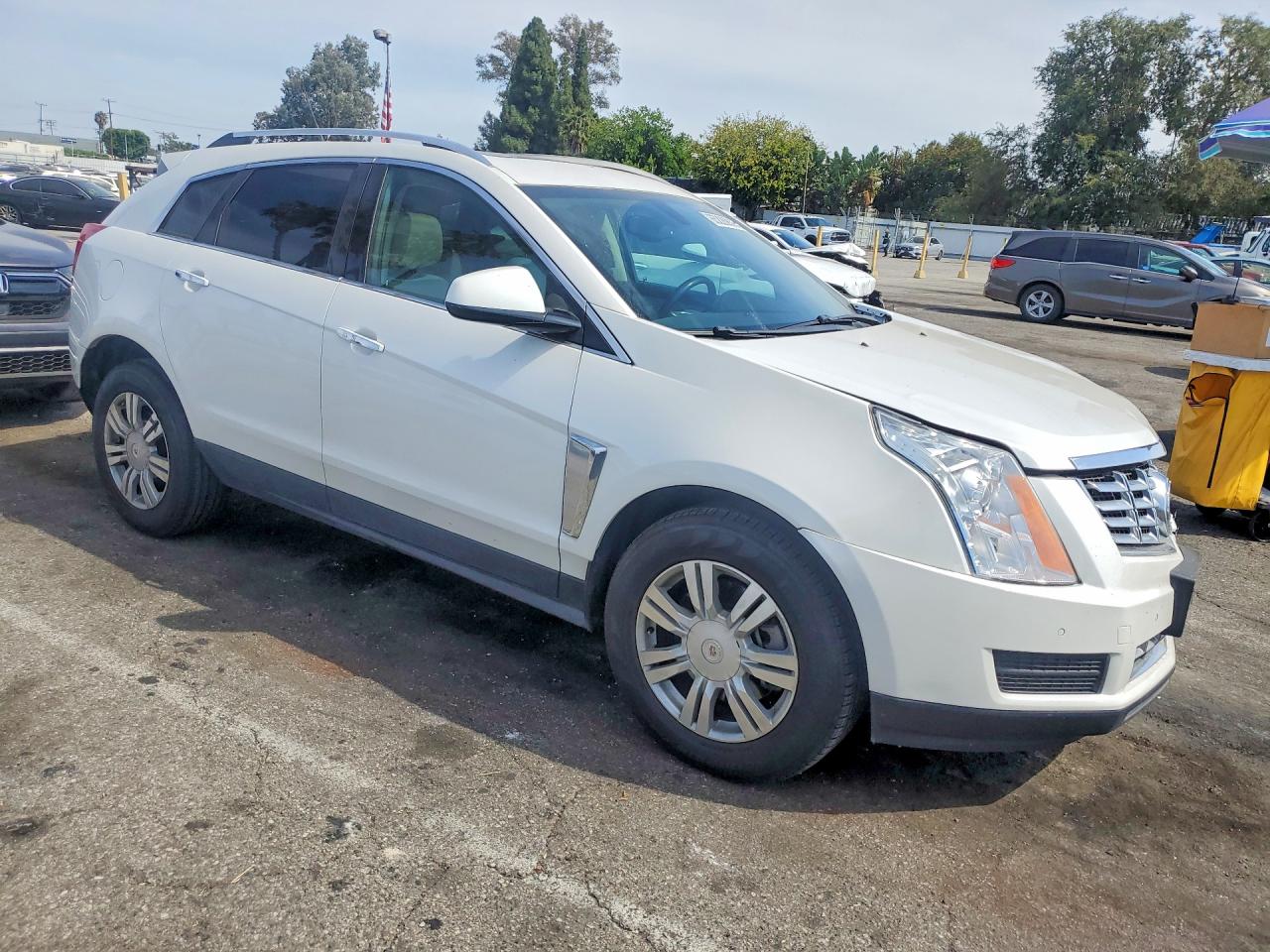 2014 Cadillac Srx Luxury Collection White vin: 3GYFNBE31ES635653
