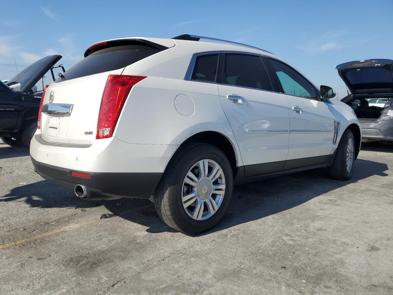 2014 Cadillac Srx Luxury Collection White vin: 3GYFNBE31ES651206