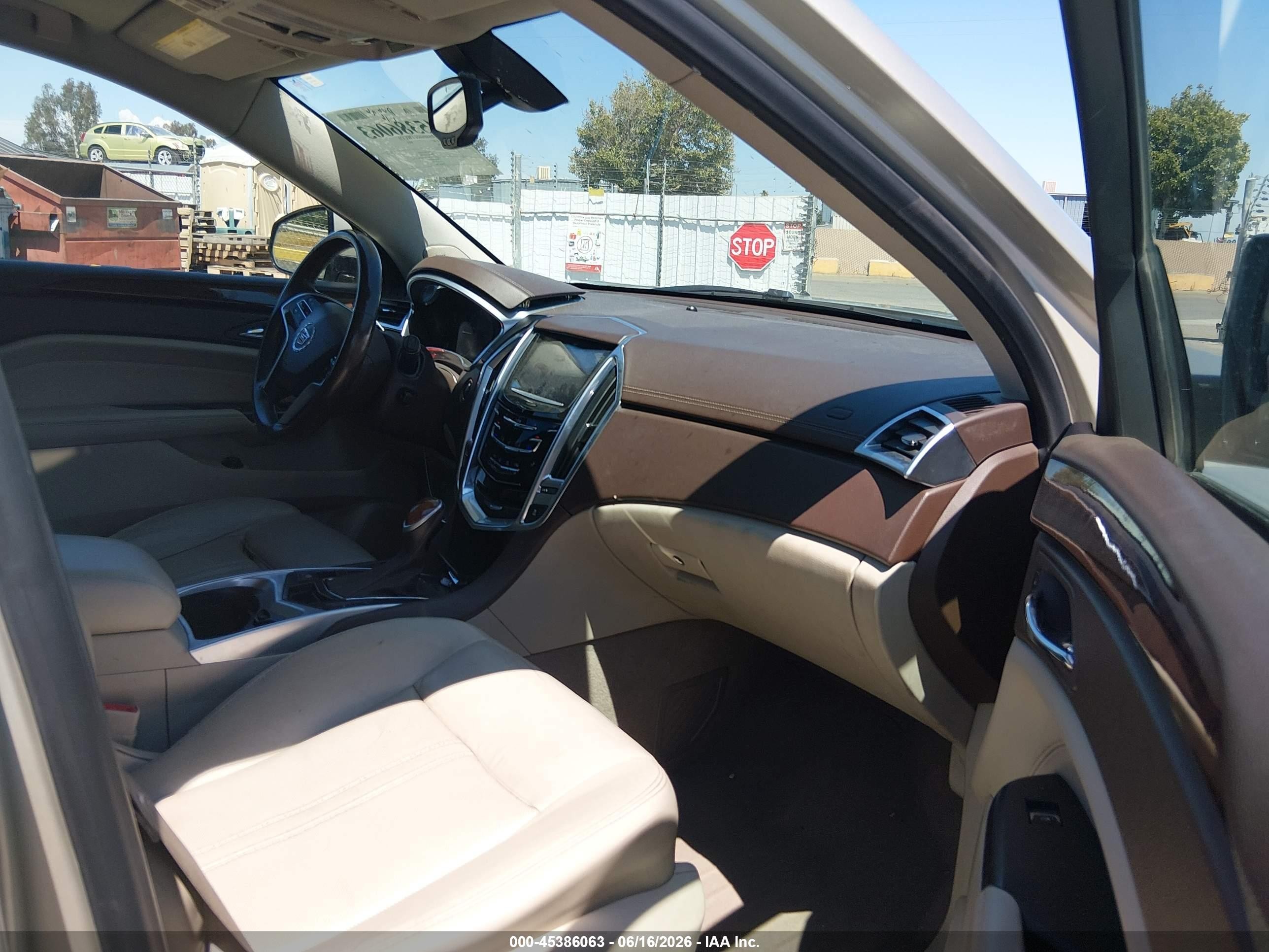 2014 Cadillac Srx Luxury Collection Tan vin: 3GYFNBE31ES653795