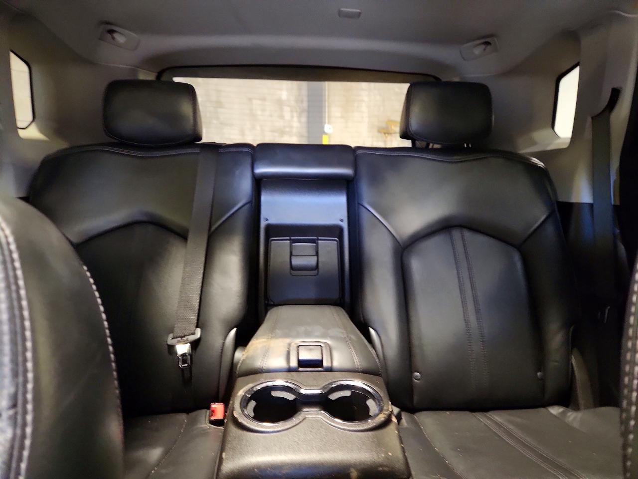 2015 Cadillac Srx Luxury Collection Серебряный vin: 3GYFNBE31FS621799