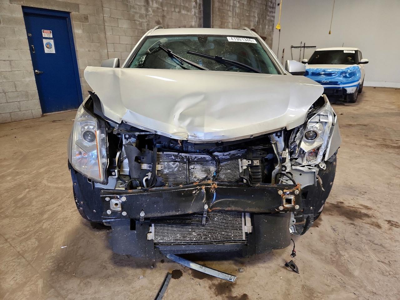 2015 Cadillac Srx Luxury Collection Серебряный vin: 3GYFNBE31FS621799