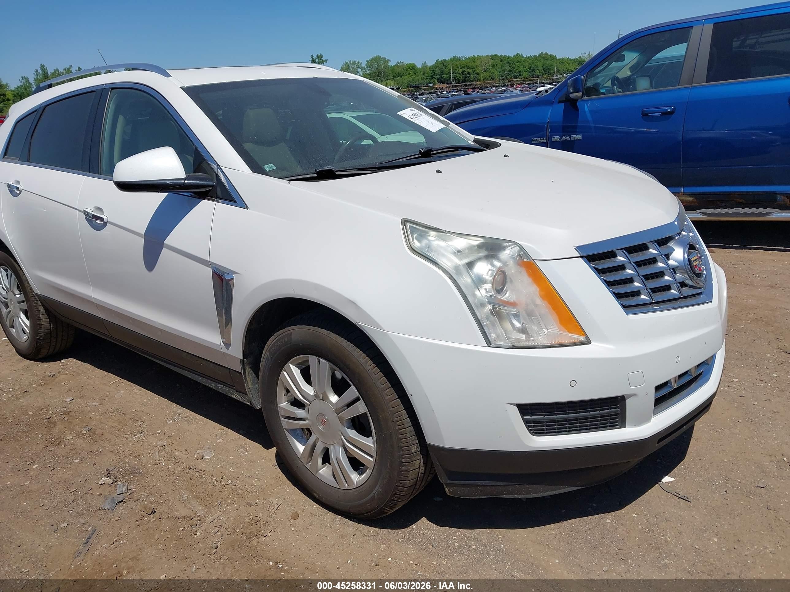 2014 Cadillac Srx Luxury Collection White vin: 3GYFNBE32ES687325