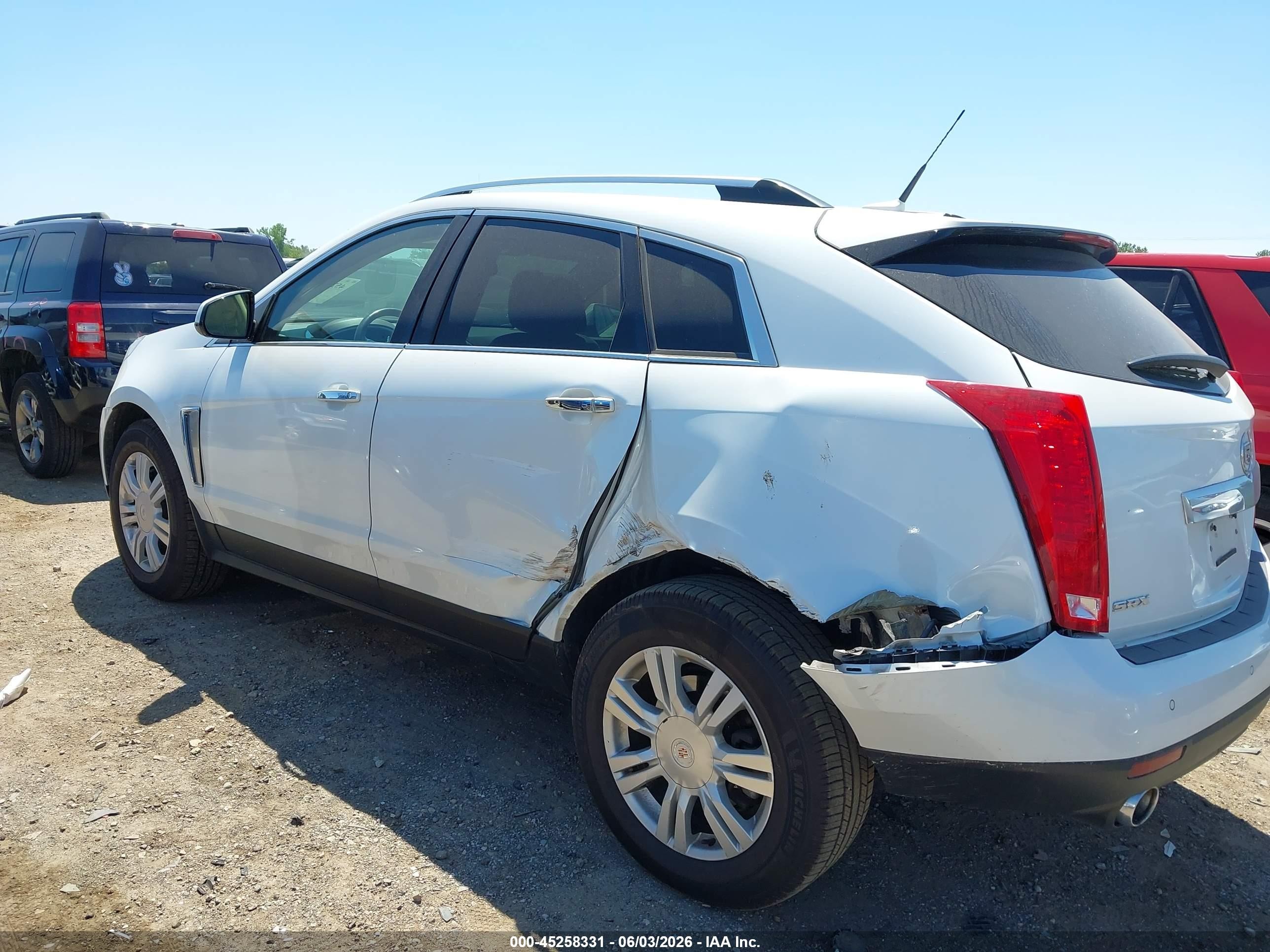 2014 Cadillac Srx Luxury Collection White vin: 3GYFNBE32ES687325