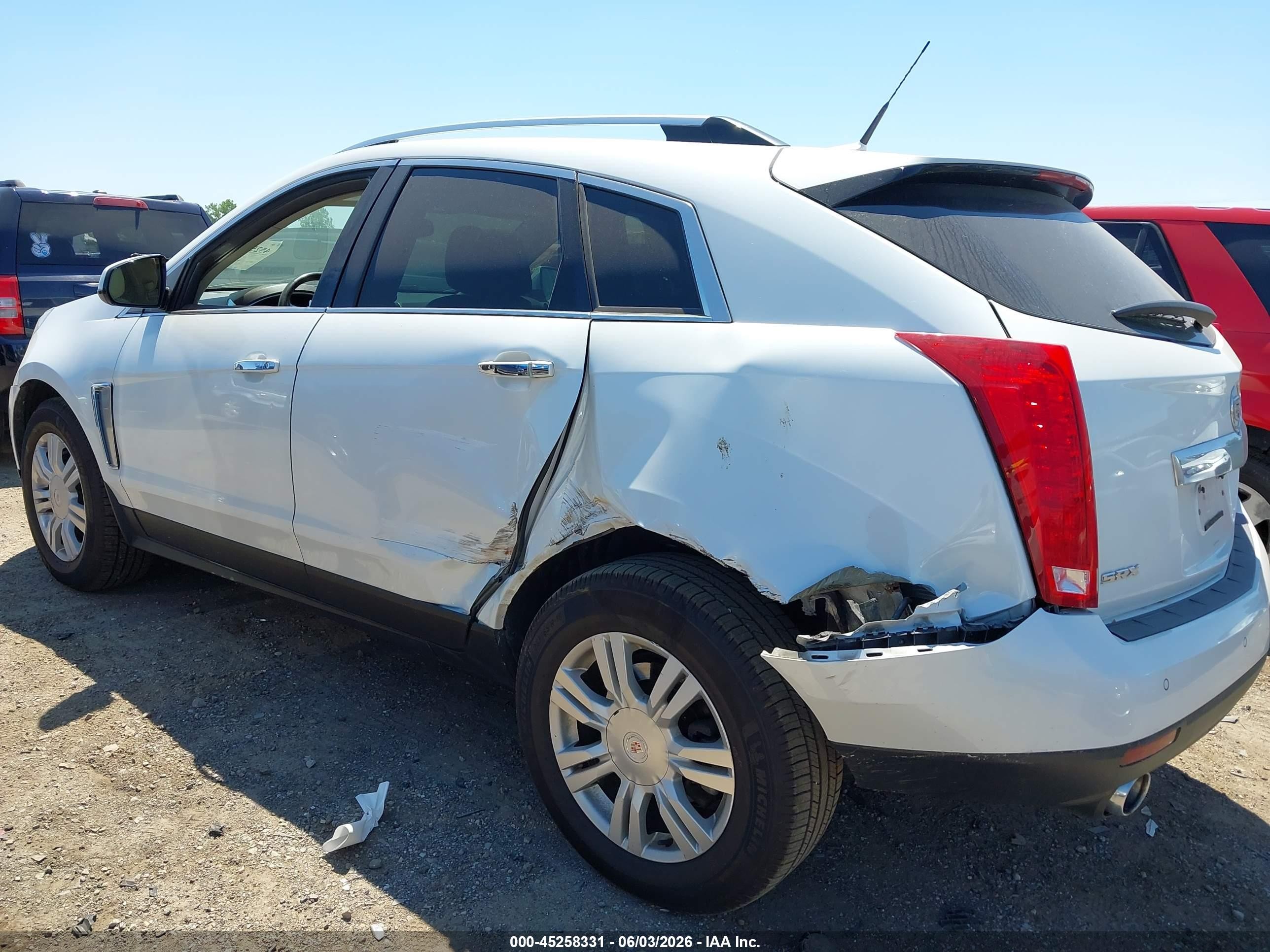 2014 Cadillac Srx Luxury Collection White vin: 3GYFNBE32ES687325