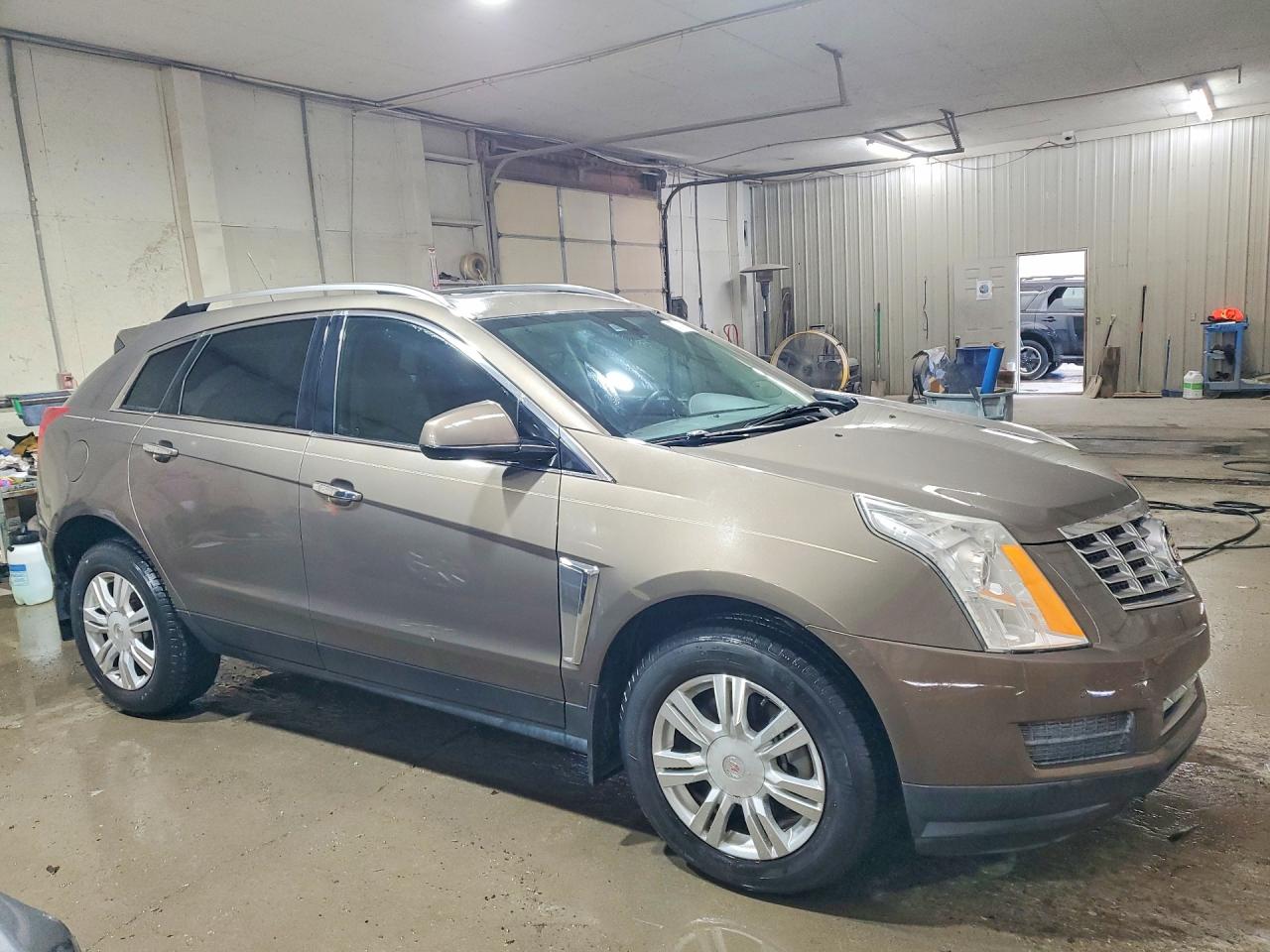 2015 Cadillac Srx Luxury Collection Brown vin: 3GYFNBE32FS522280