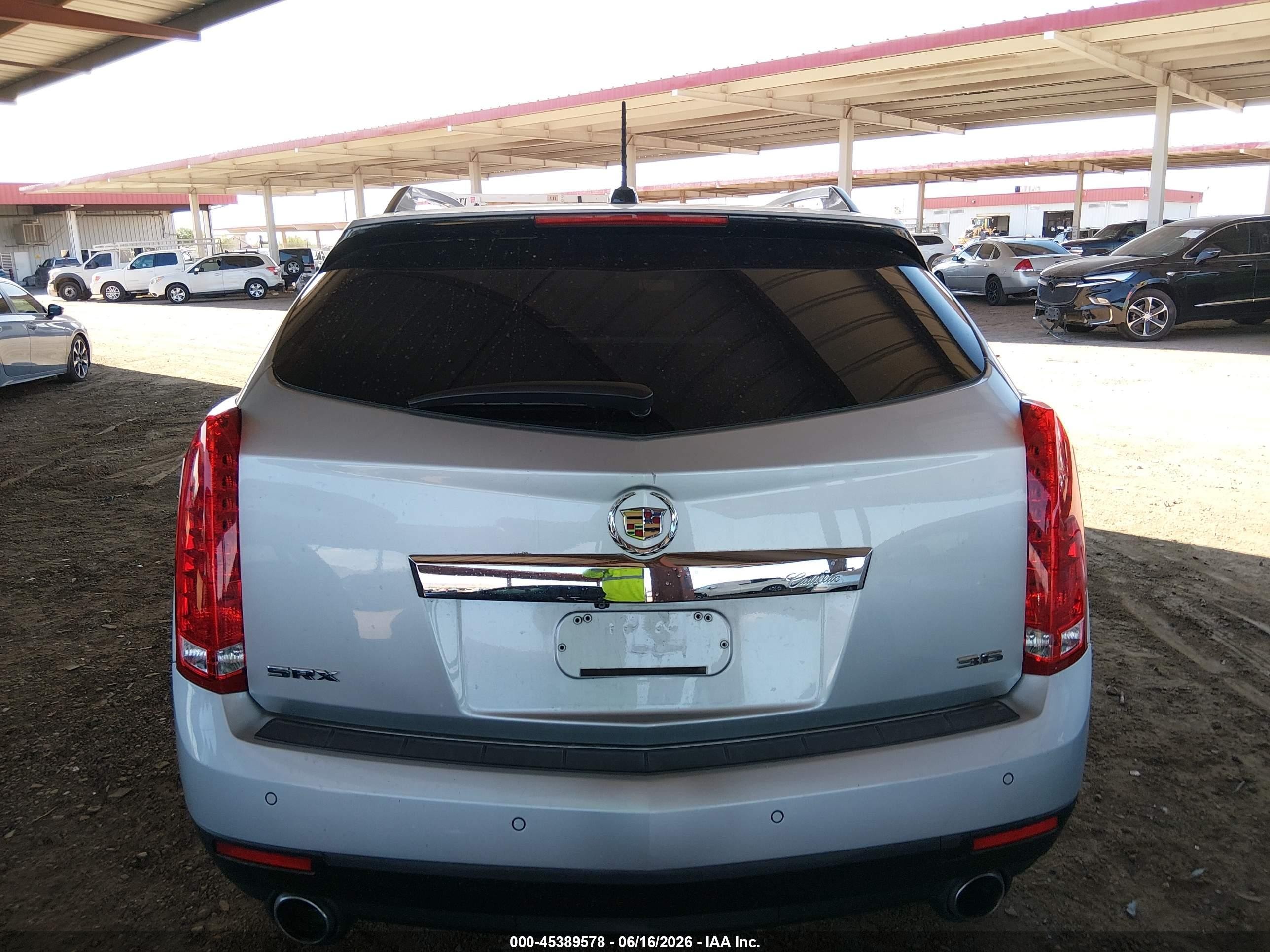 2015 Cadillac Srx Luxury Collection Silver vin: 3GYFNBE32FS541850