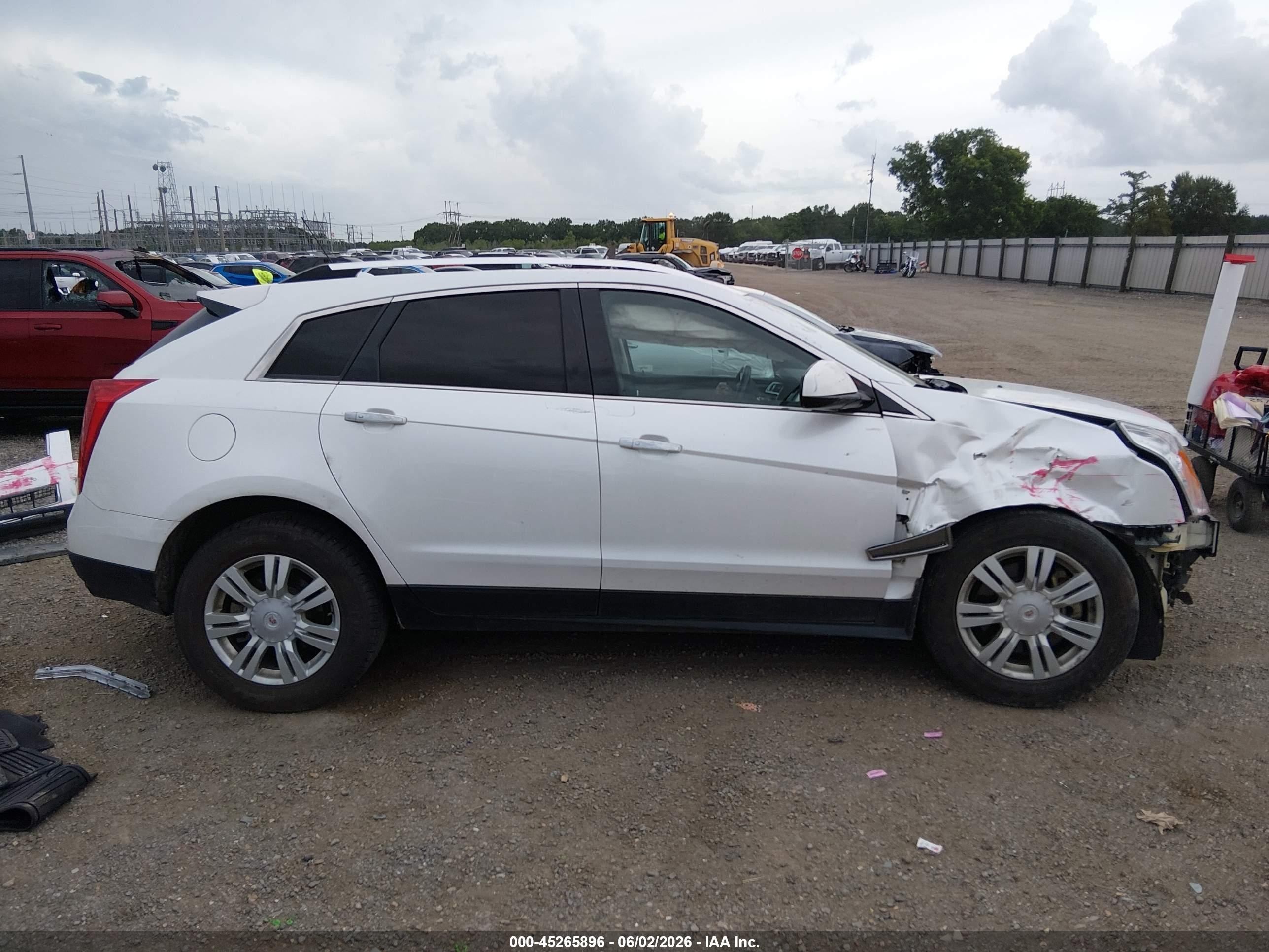 2015 Cadillac Srx Luxury Collection Белый vin: 3GYFNBE32FS548295