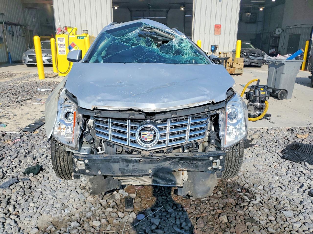 2015 Cadillac Srx Luxury Collection Silver vin: 3GYFNBE32FS619060
