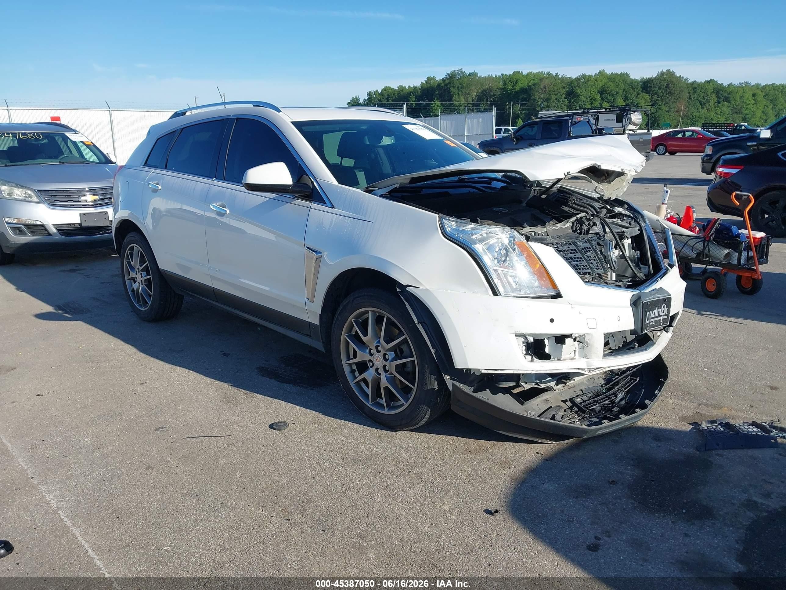 2015 Cadillac Srx Luxury Collection White vin: 3GYFNBE33FS544871