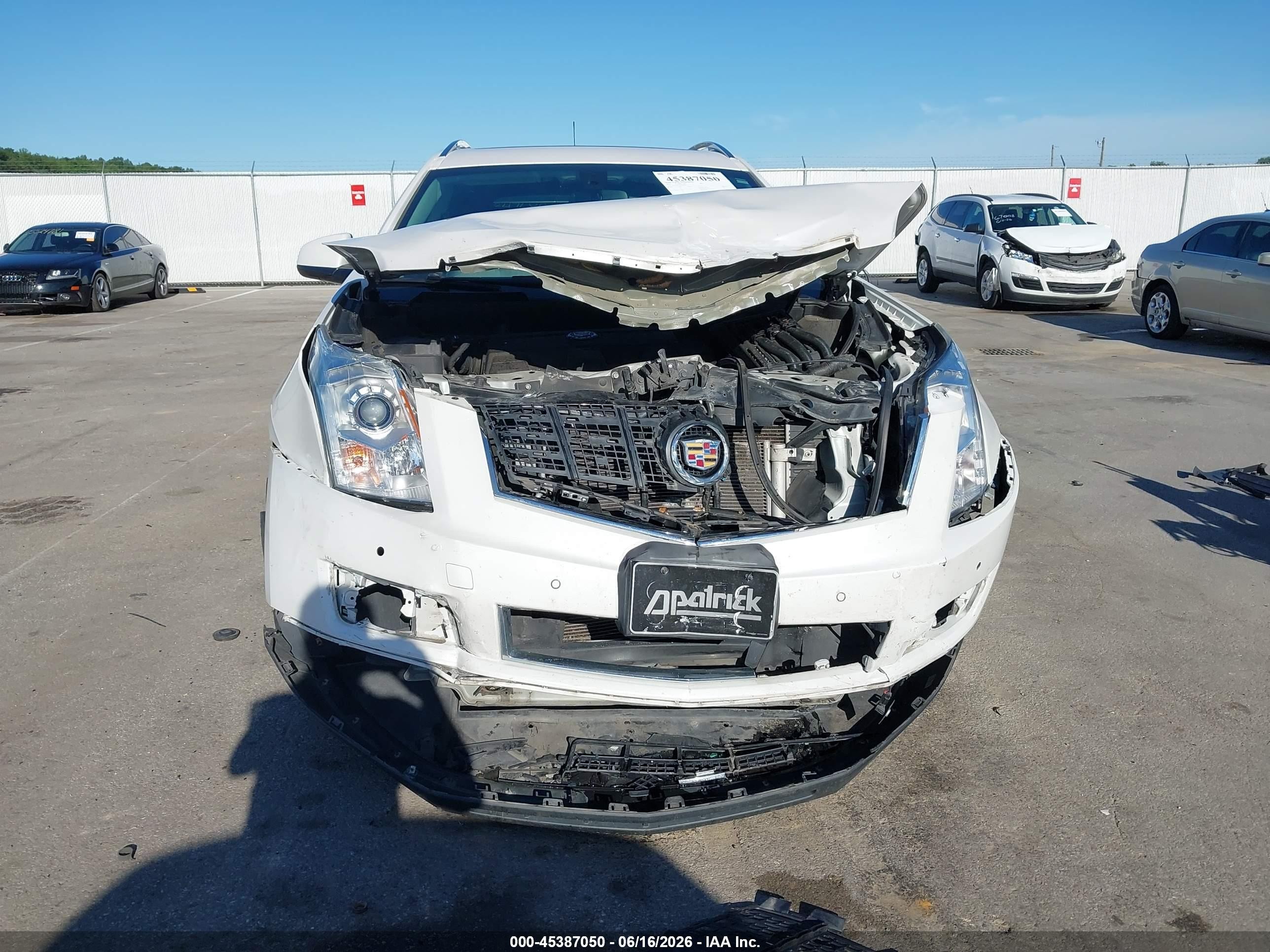 2015 Cadillac Srx Luxury Collection White vin: 3GYFNBE33FS544871