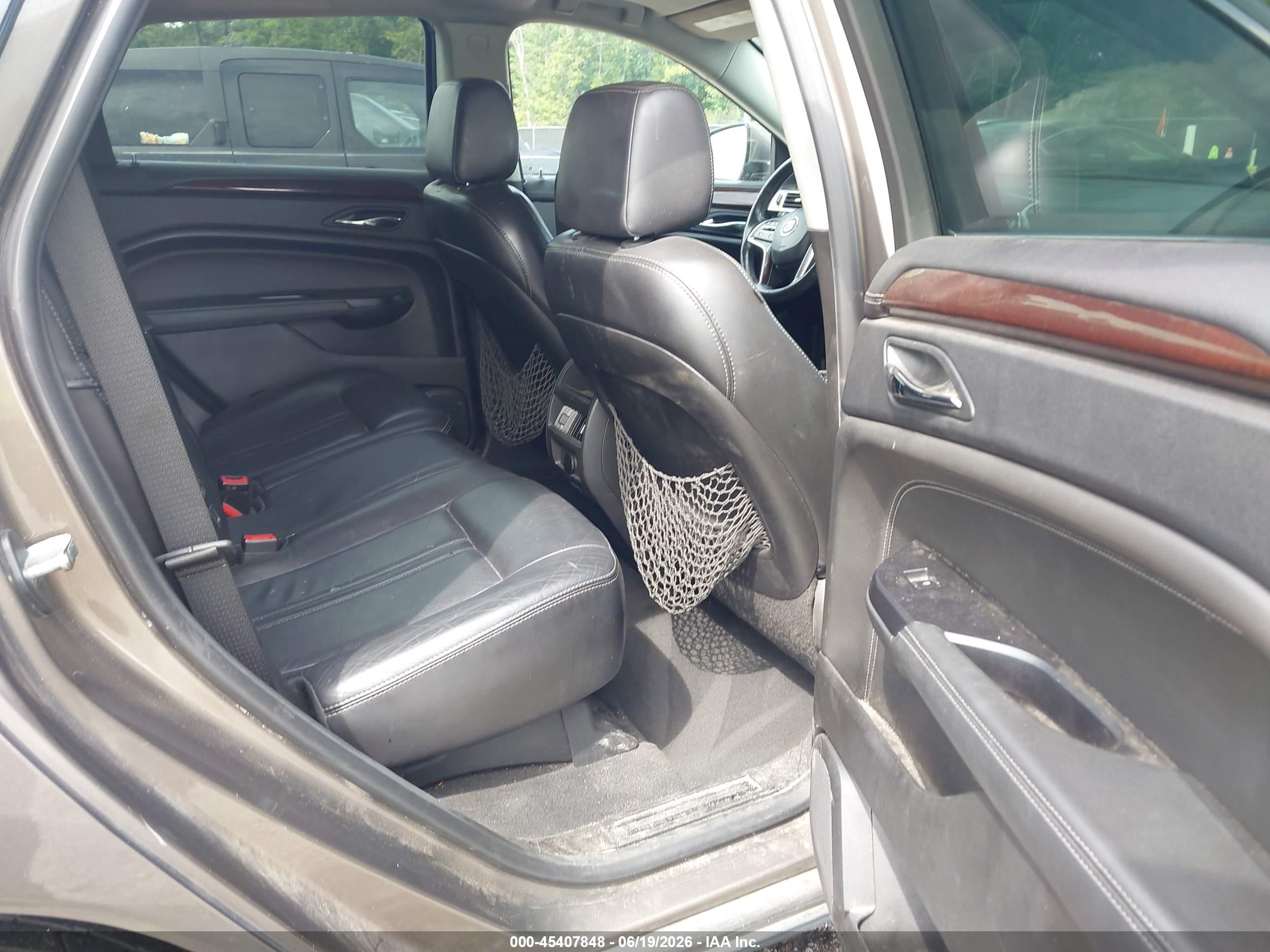 2015 Cadillac Srx Luxury Collection Коричневый vin: 3GYFNBE33FS556213