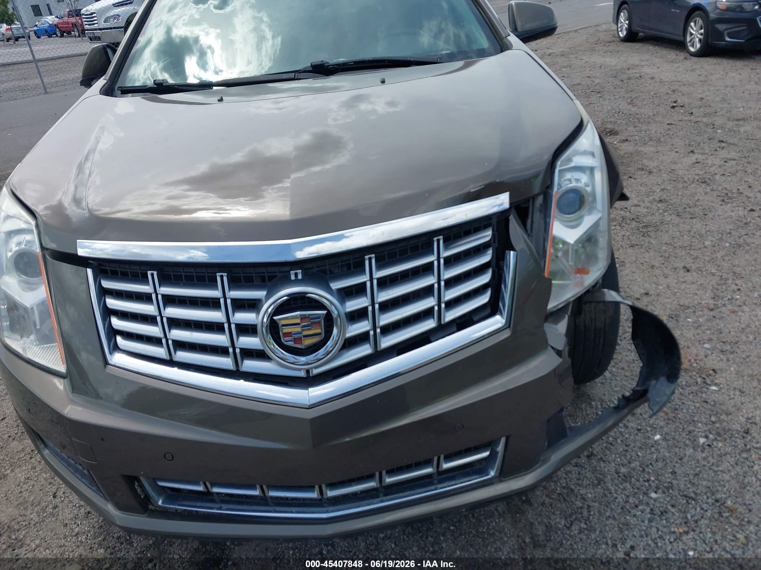 2015 Cadillac Srx Luxury Collection Коричневый vin: 3GYFNBE33FS556213