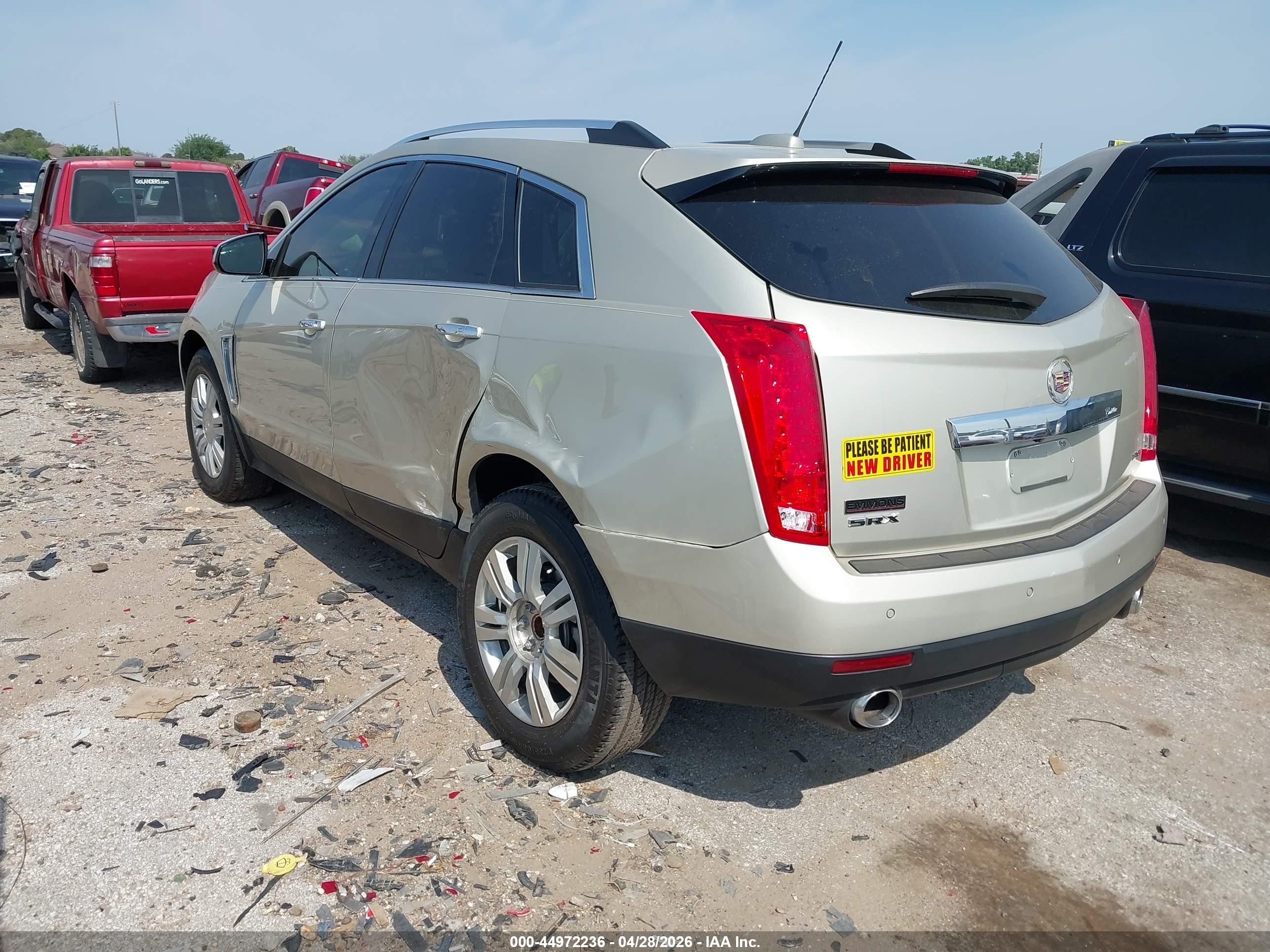 2015 Cadillac Srx Luxury Collection Бежевый vin: 3GYFNBE33FS560164