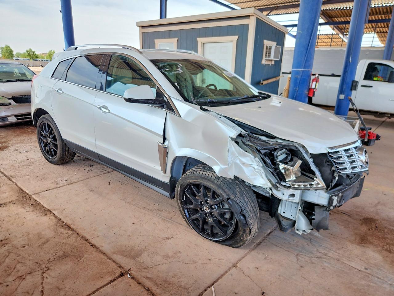2015 Cadillac Srx Luxury Collection White vin: 3GYFNBE33FS623716